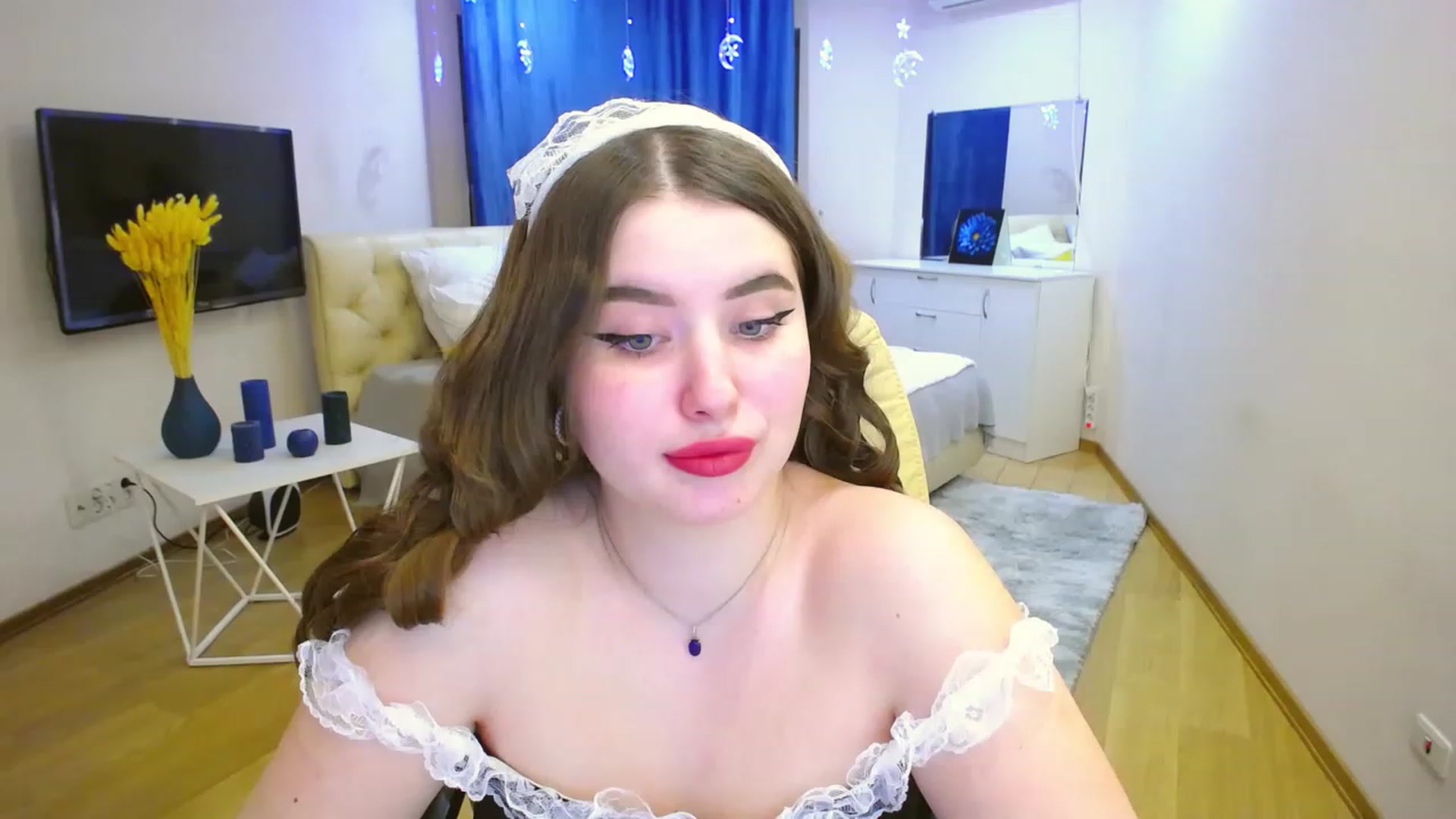 Gallery image thumbnail from AdmireMyEyes's myfreecams stream on, 03/19/2023, 21:46 image 11 of 20