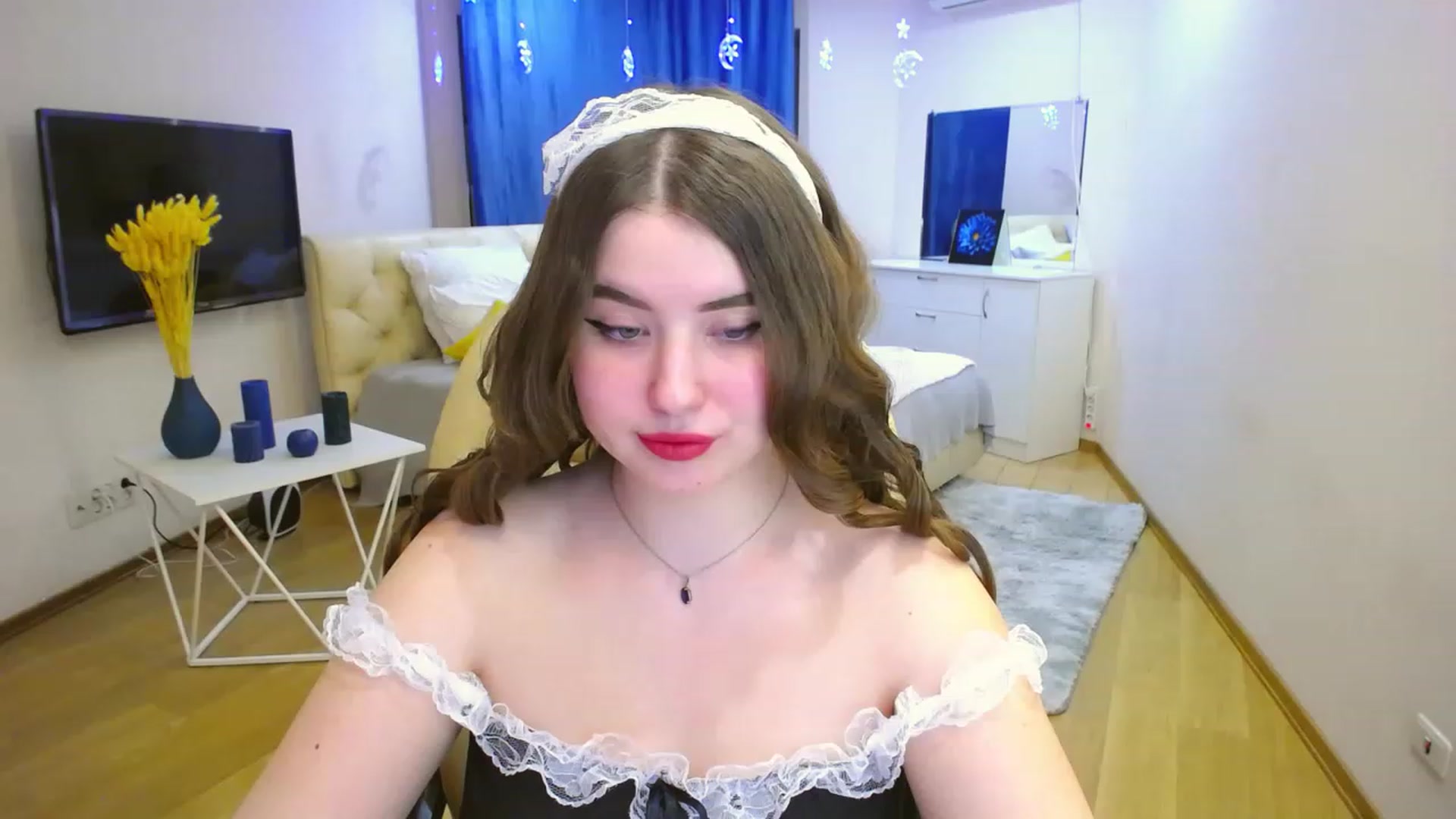 Gallery image thumbnail from AdmireMyEyes's myfreecams stream on, 03/19/2023, 21:46 image 19 of 20