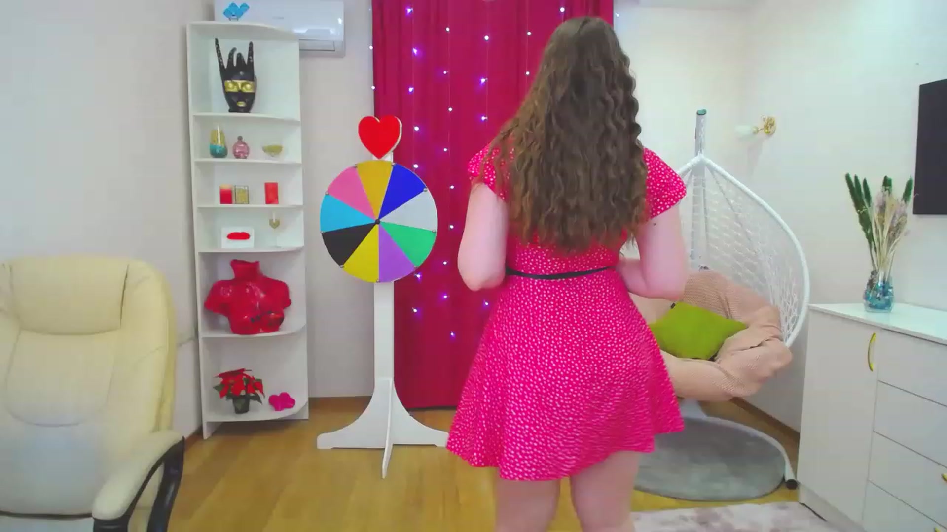 Gallery image thumbnail from AdmireMyEyes's myfreecams stream on, 03/21/2023, 12:46 image 11 of 20