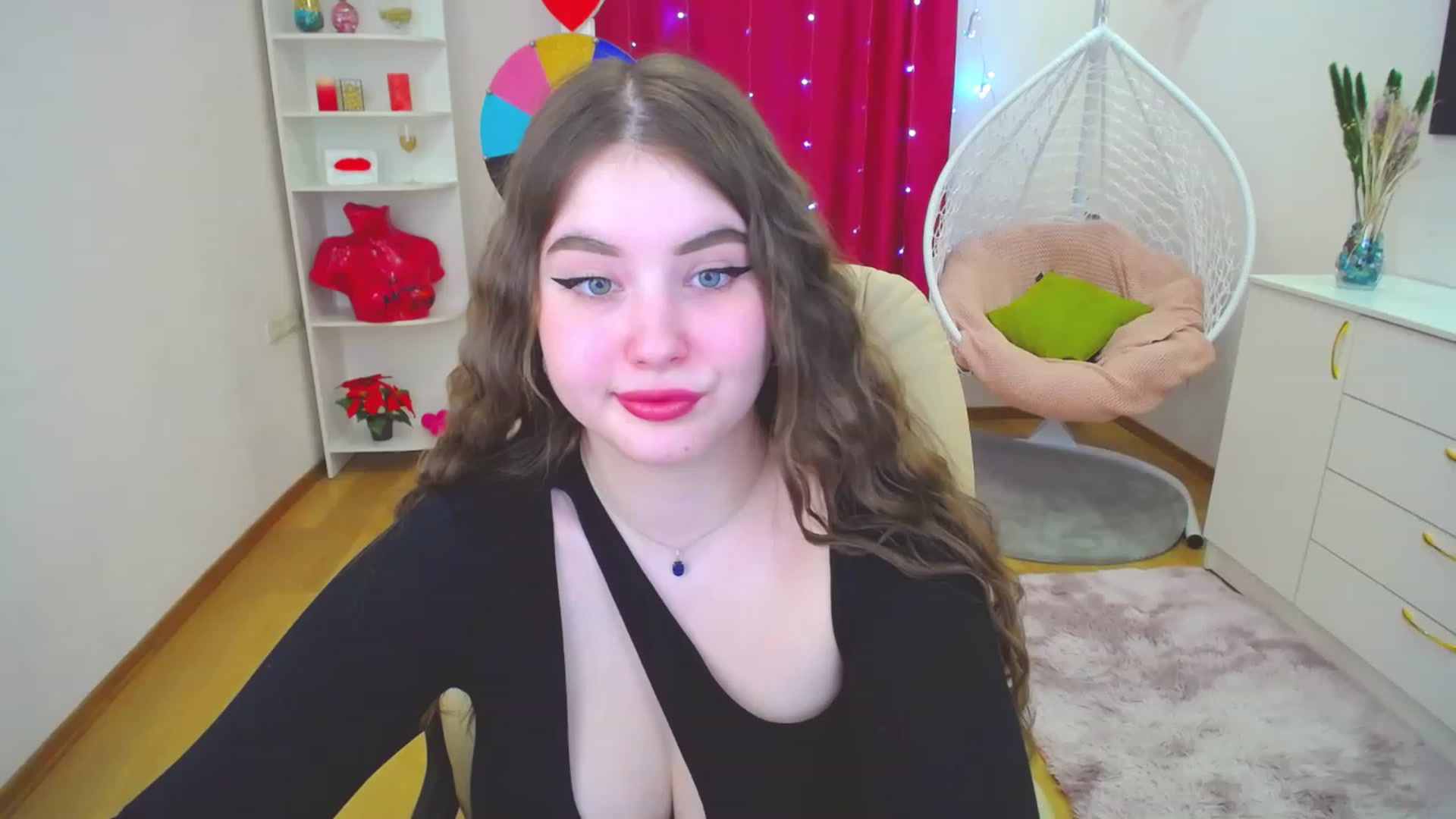 Gallery image thumbnail from AdmireMyEyes's myfreecams stream on, 03/21/2023, 14:50 image 11 of 20