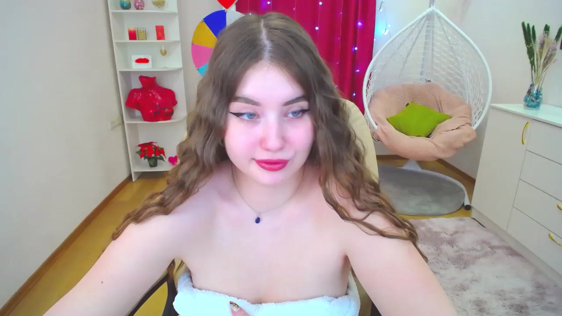Gallery image thumbnail from AdmireMyEyes's myfreecams stream on, 03/21/2023, 16:47 image 12 of 20
