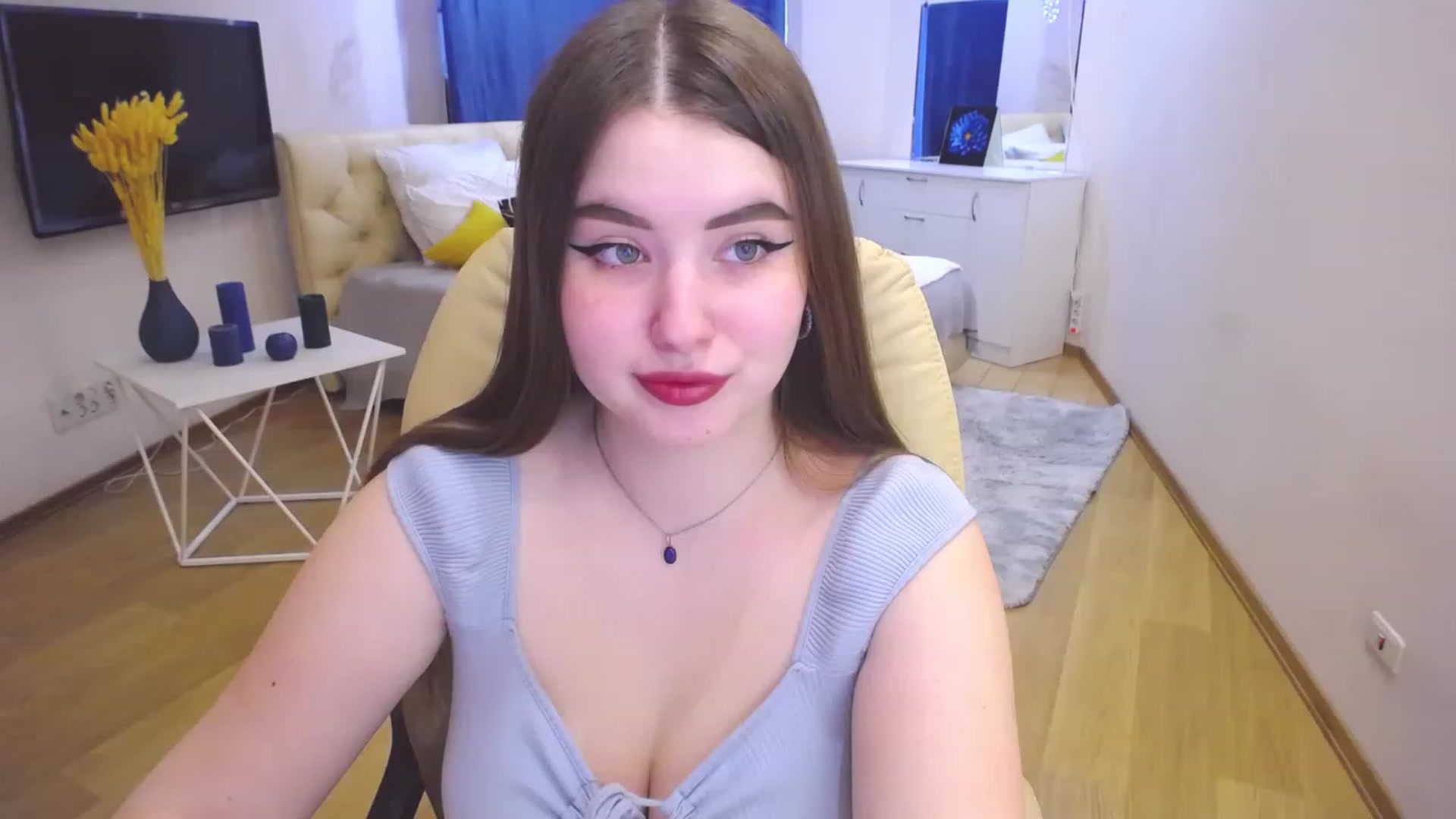 Gallery image thumbnail from AdmireMyEyes's myfreecams stream on, 03/22/2023, 08:32 image 6 of 20