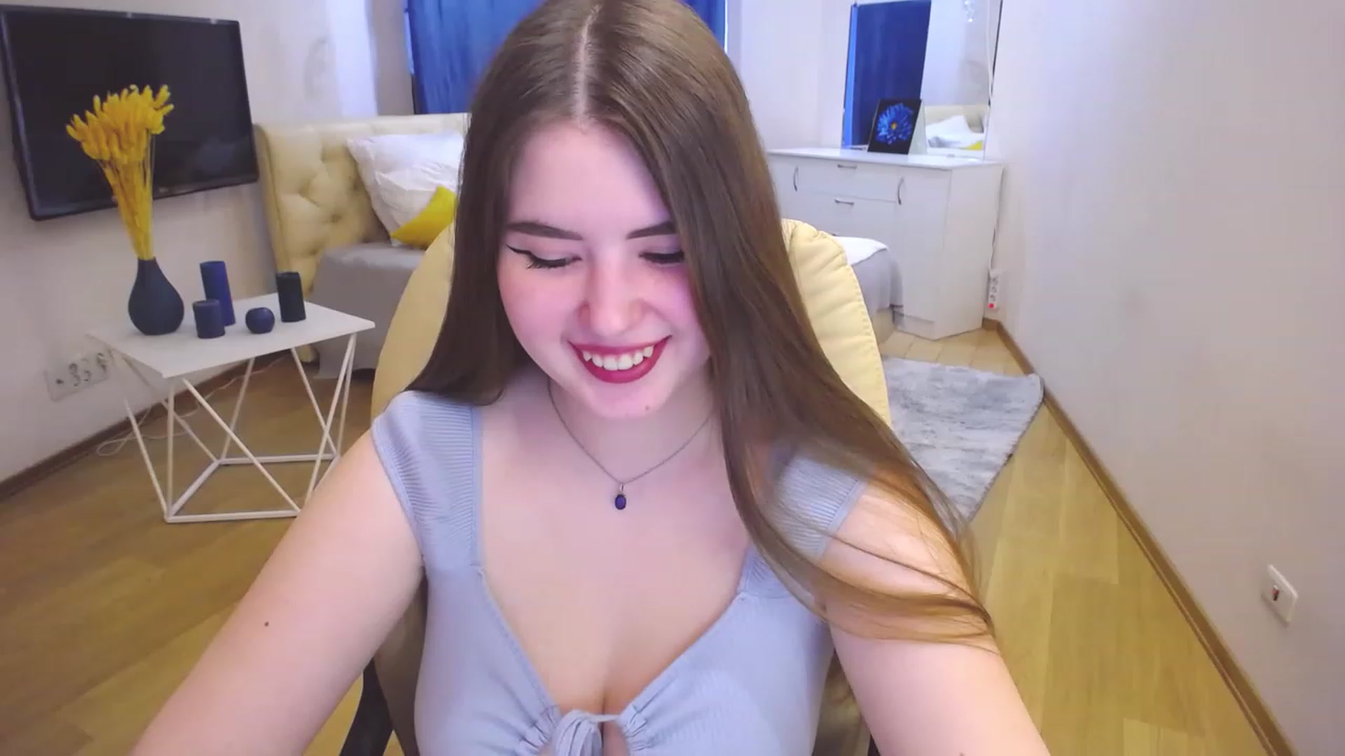 Gallery image thumbnail from AdmireMyEyes's myfreecams stream on, 03/22/2023, 08:32 image 8 of 20