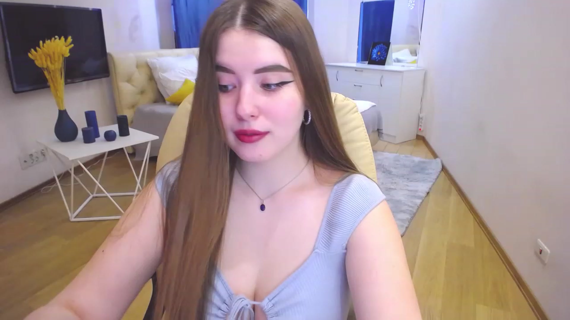 Gallery image thumbnail from AdmireMyEyes's myfreecams stream on, 03/22/2023, 08:32 image 4 of 20
