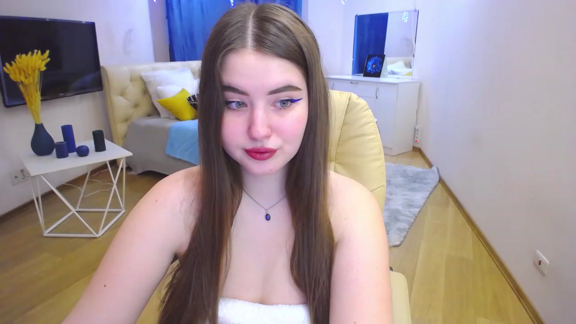 Gallery image thumbnail from AdmireMyEyes's myfreecams stream on, 03/24/2023, 07:39 image 19 of 20