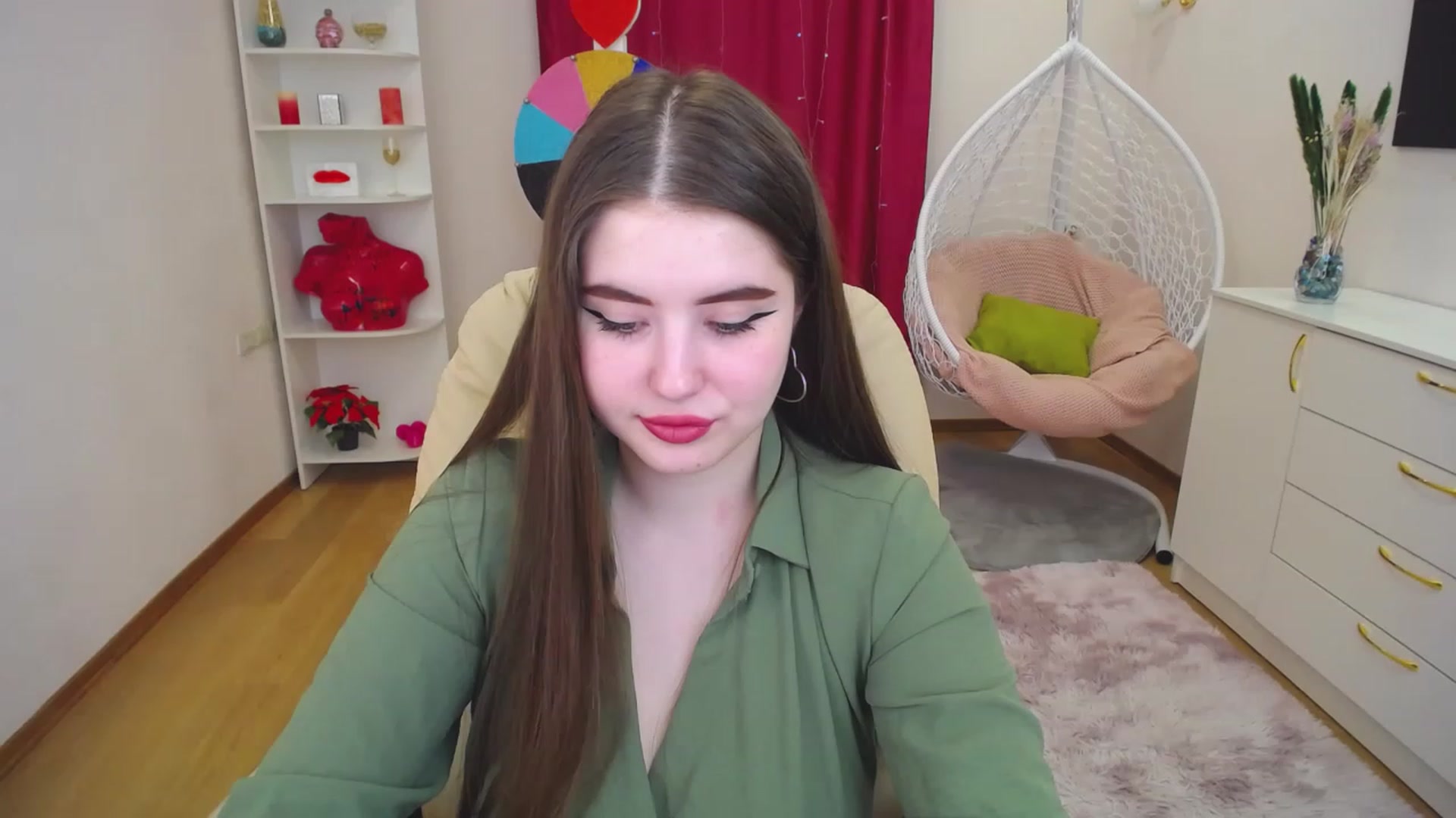 Gallery image thumbnail from AdmireMyEyes's myfreecams stream on, 03/28/2023, 09:51 image 7 of 20