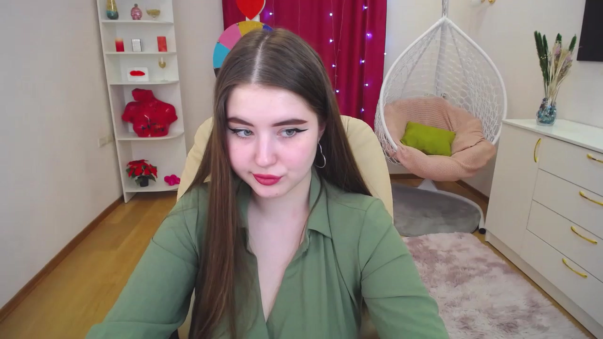 Gallery image thumbnail from AdmireMyEyes's myfreecams stream on, 03/28/2023, 09:51 image 12 of 20
