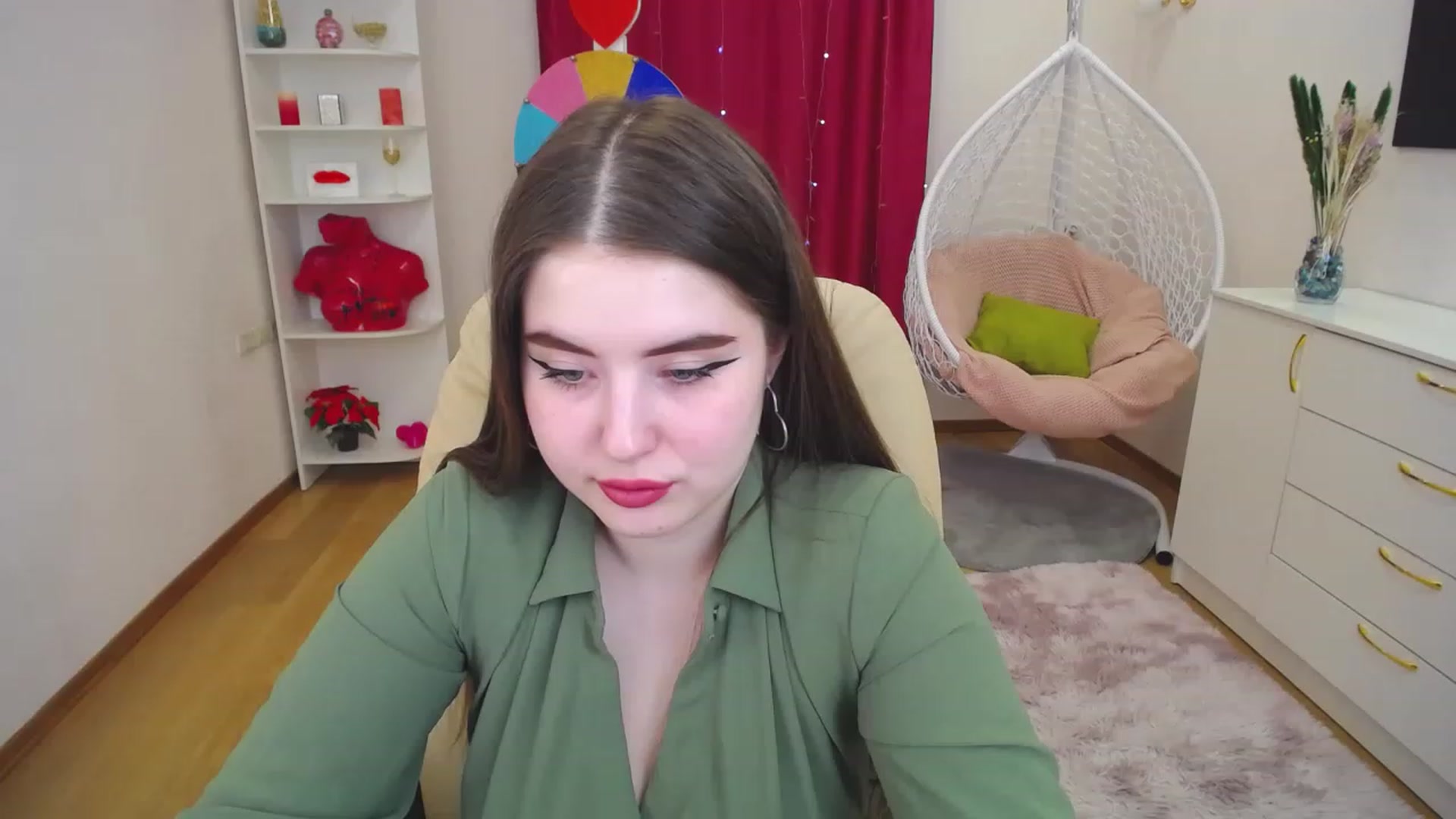 Gallery image thumbnail from AdmireMyEyes's myfreecams stream on, 03/28/2023, 09:51 image 20 of 20
