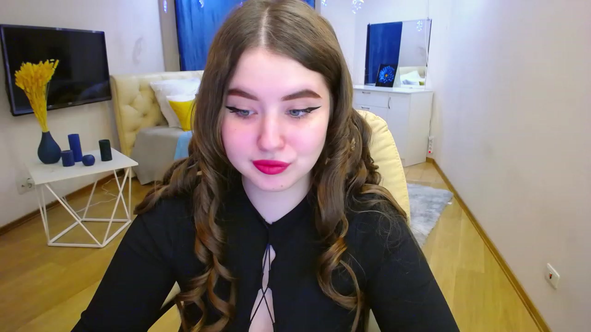 Gallery image thumbnail from AdmireMyEyes's myfreecams stream on, 03/29/2023, 16:40 image 10 of 20