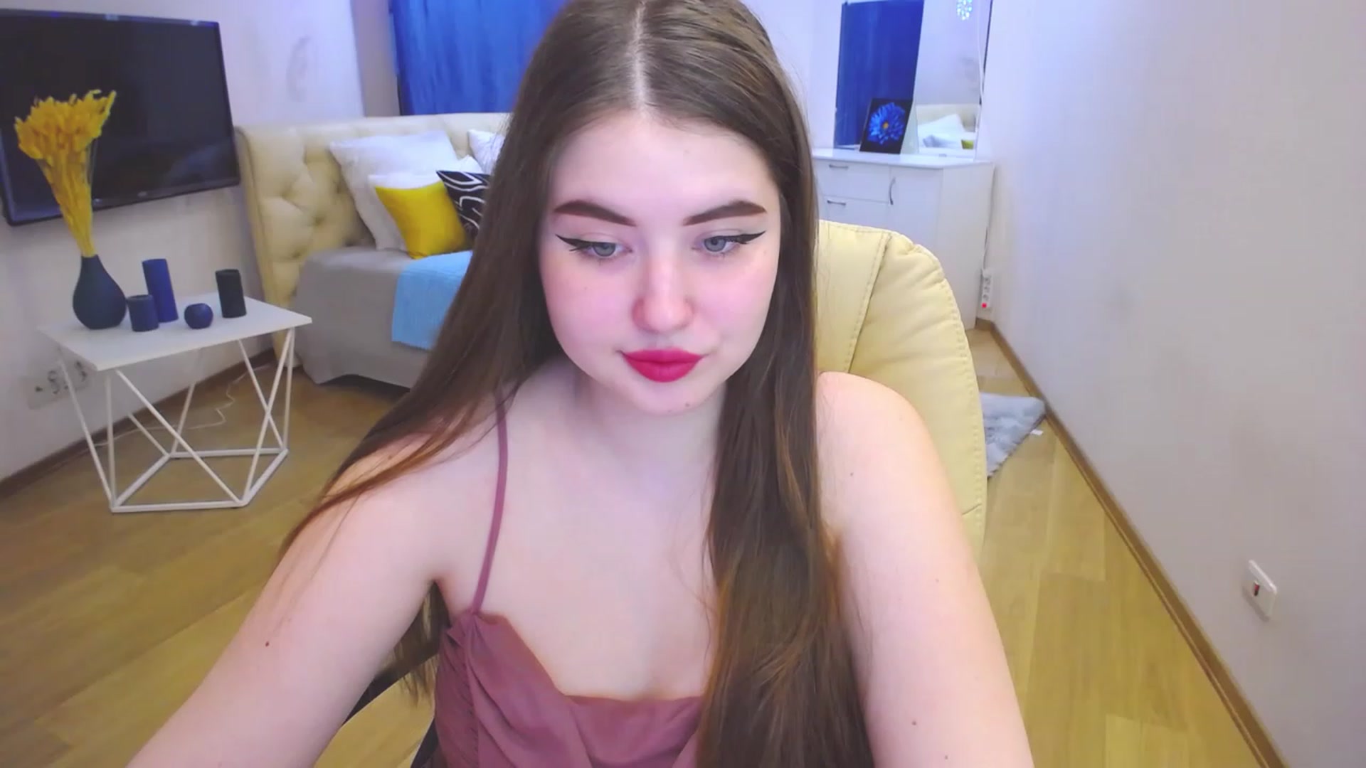 Gallery image thumbnail from AdmireMyEyes's myfreecams stream on, 03/31/2023, 07:46 image 18 of 20