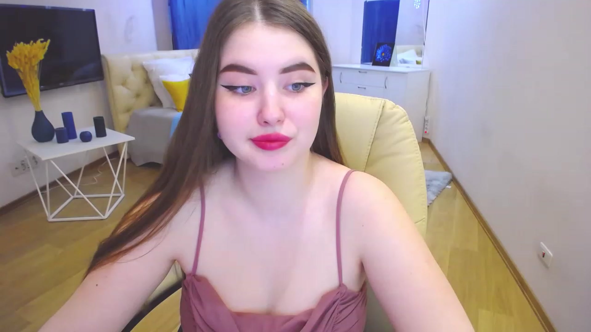 Gallery image thumbnail from AdmireMyEyes's myfreecams stream on, 03/31/2023, 07:46 image 20 of 20