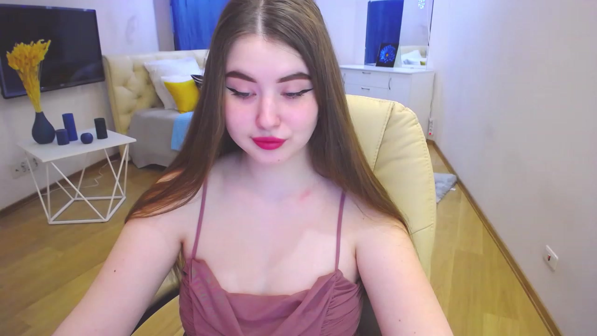 Gallery image thumbnail from AdmireMyEyes's myfreecams stream on, 03/31/2023, 07:46 image 6 of 20