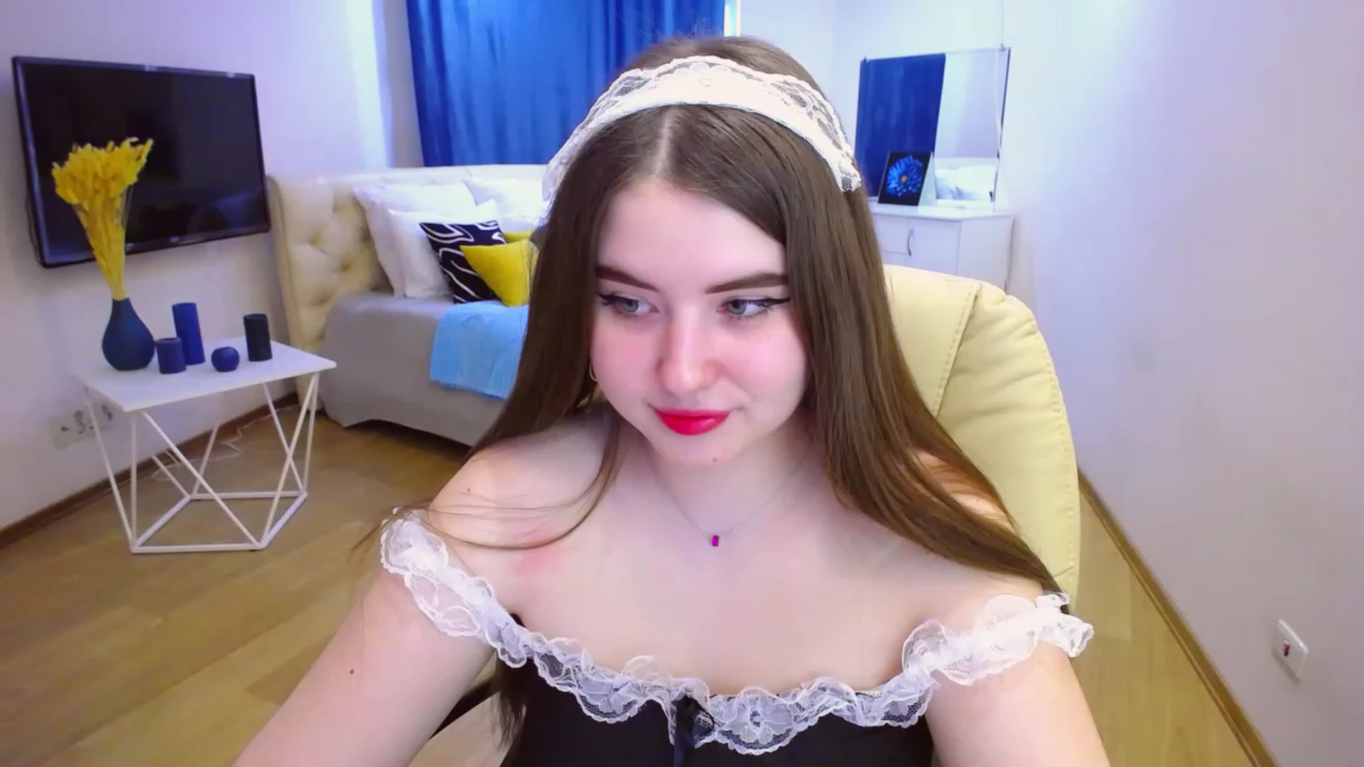 Gallery image thumbnail from AdmireMyEyes's myfreecams stream on, 04/06/2023, 09:03 image 8 of 20