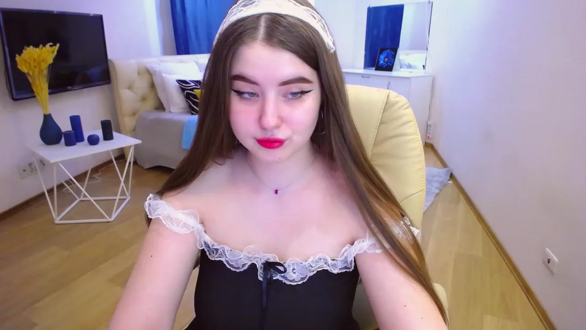 Gallery image thumbnail from AdmireMyEyes's myfreecams stream on, 04/06/2023, 09:52 image 1 of 20