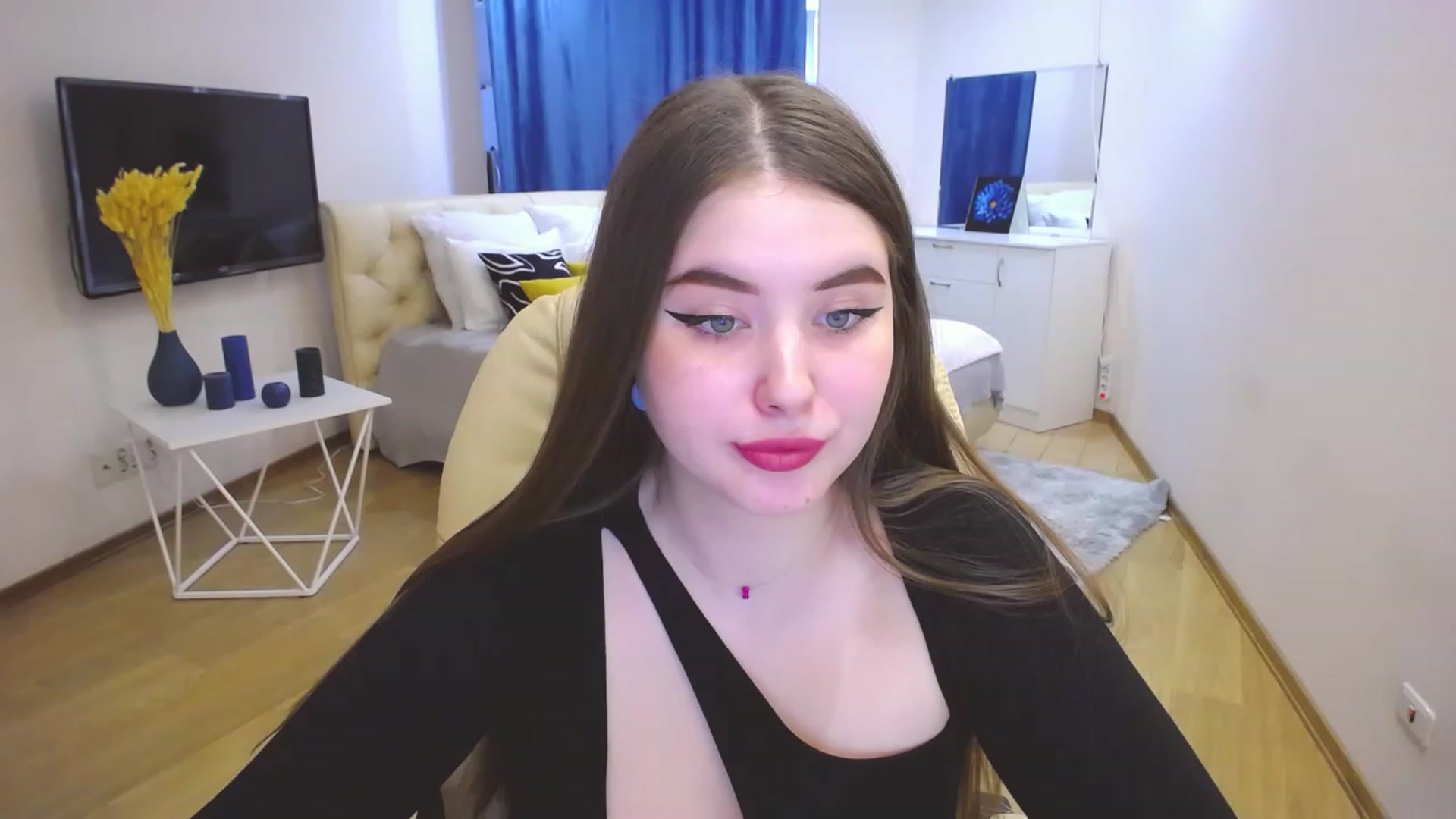 Gallery image thumbnail from AdmireMyEyes's myfreecams stream on, 04/10/2023, 08:56 image 1 of 20