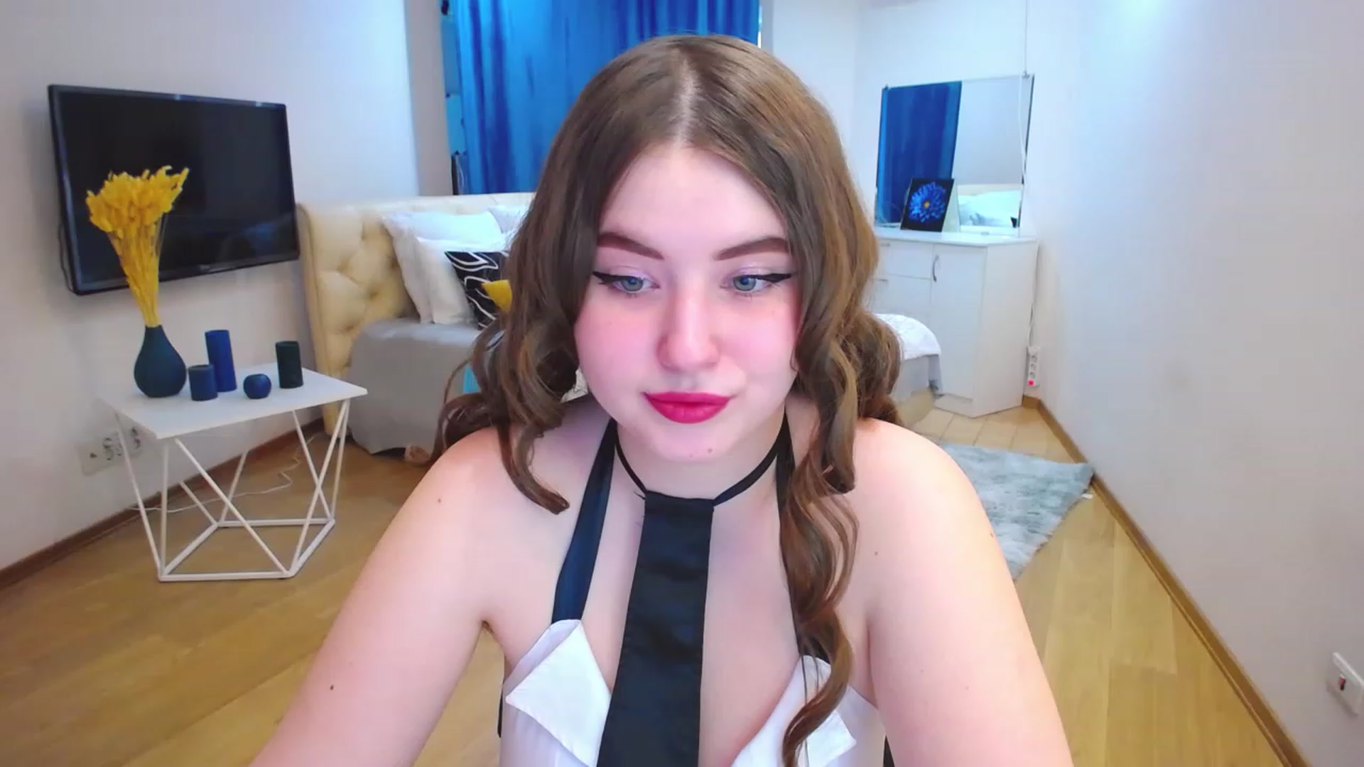 Gallery image thumbnail from AdmireMyEyes's myfreecams stream on, 04/12/2023, 12:45 image 15 of 20