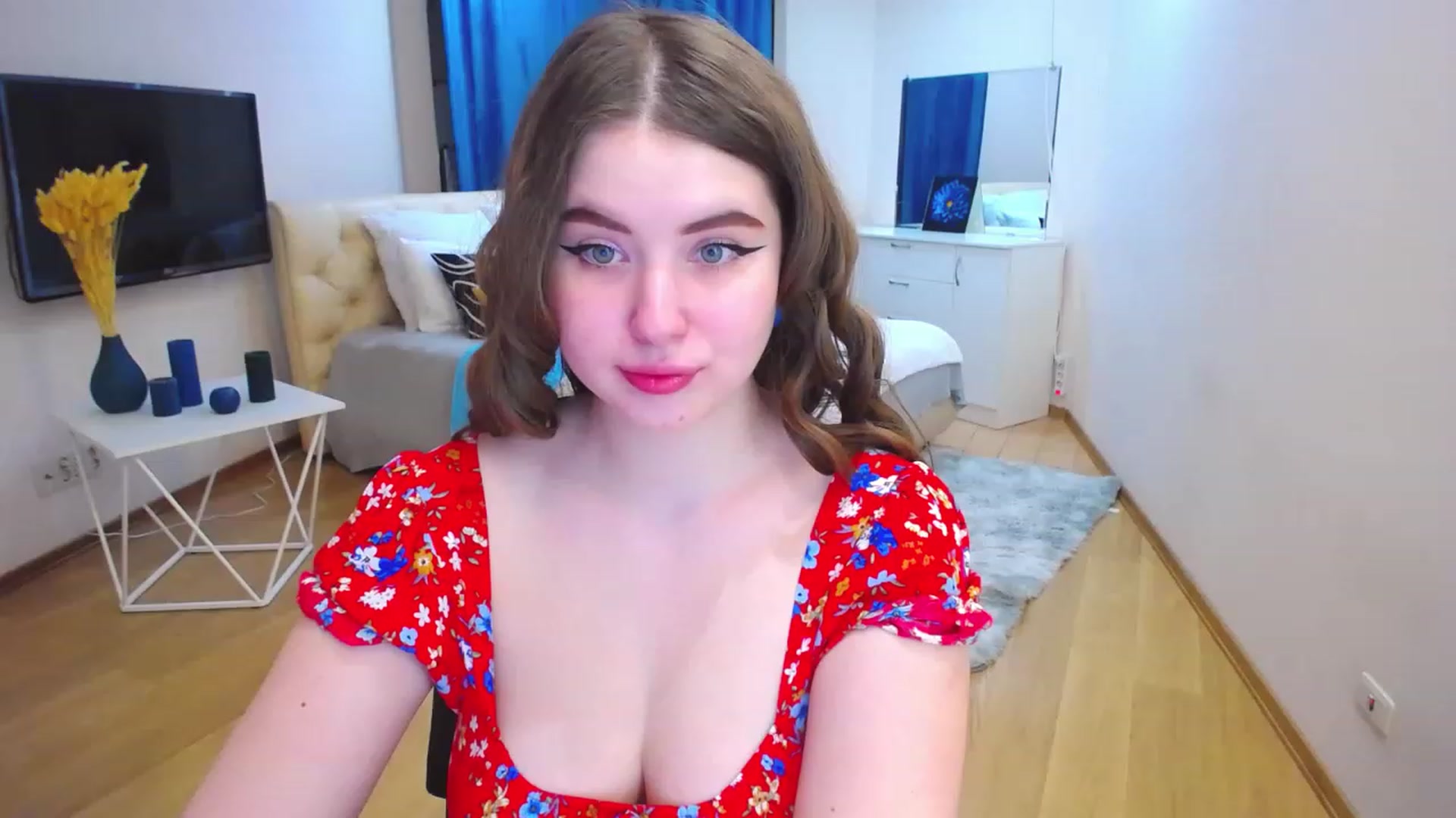Gallery image thumbnail from AdmireMyEyes's myfreecams stream on, 04/12/2023, 16:53 image 13 of 20