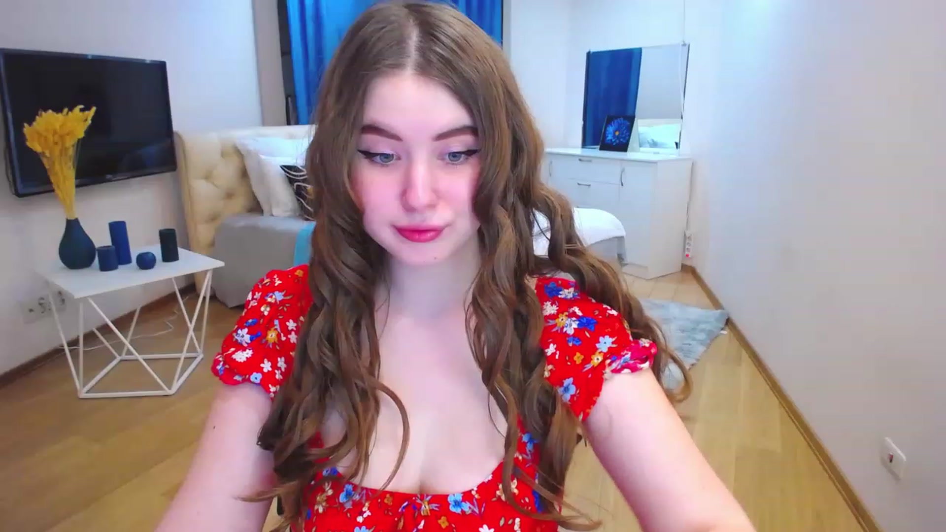 Gallery image thumbnail from AdmireMyEyes's myfreecams stream on, 04/12/2023, 16:53 image 15 of 20