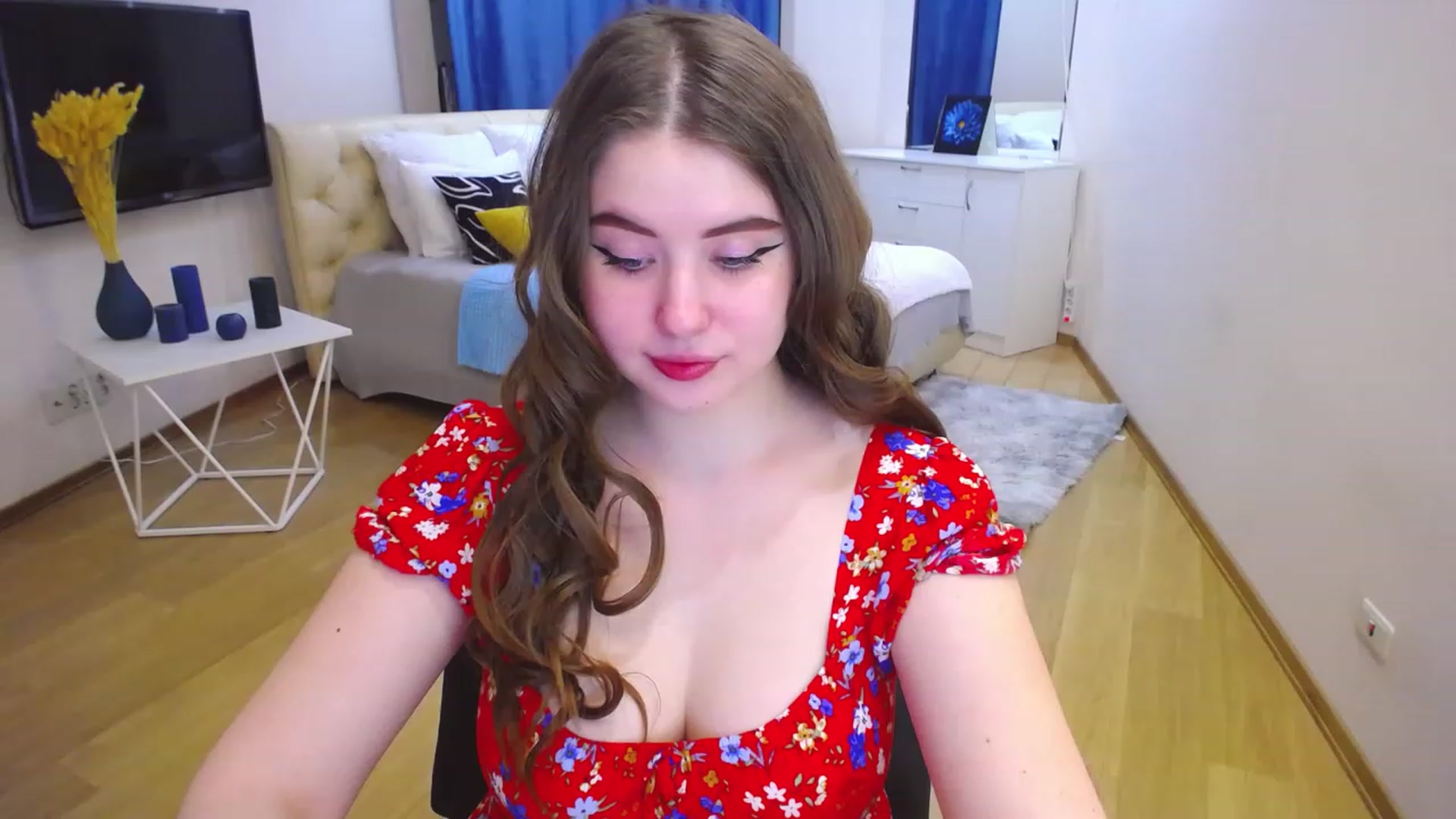 Gallery image thumbnail from AdmireMyEyes's myfreecams stream on, 04/12/2023, 16:53 image 4 of 20