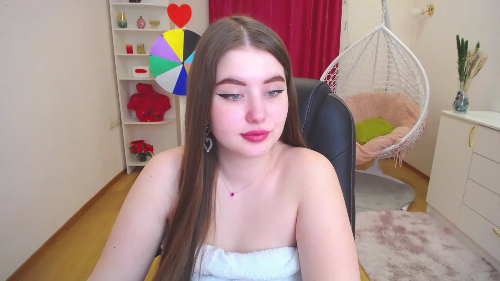 Gallery image thumbnail from AdmireMyEyes's myfreecams stream on, 04/14/2023, 09:22 image 1 of 20