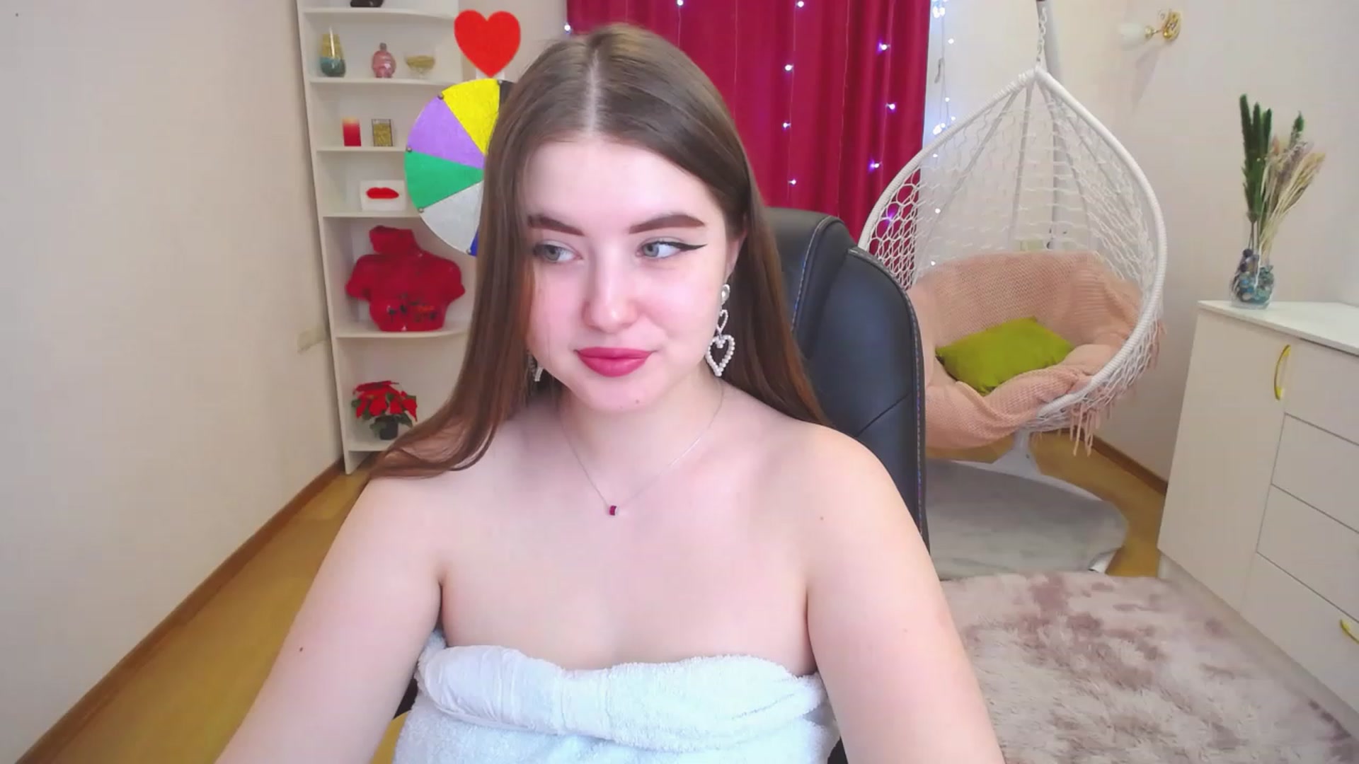 Gallery image thumbnail from AdmireMyEyes's myfreecams stream on, 04/14/2023, 09:22 image 4 of 20