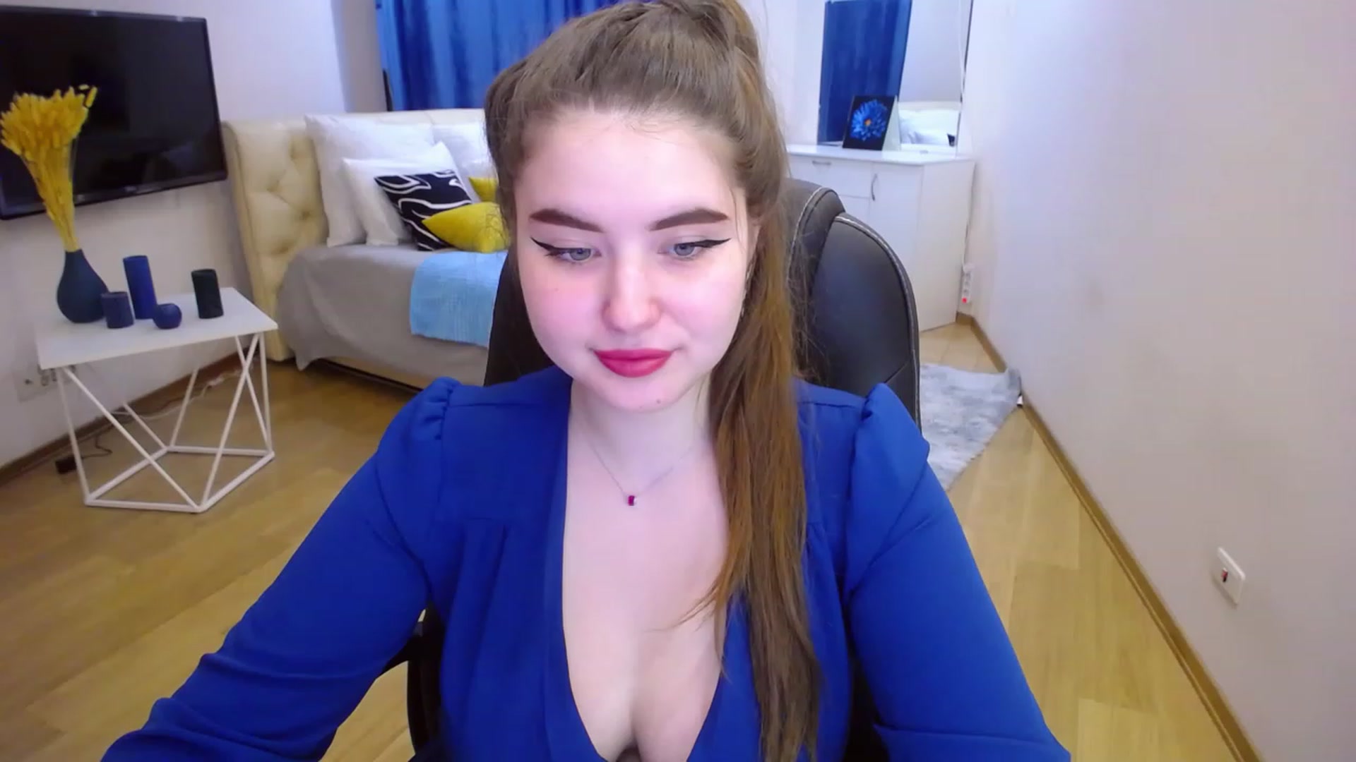 Gallery image thumbnail from AdmireMyEyes's myfreecams stream on, 04/16/2023, 09:49 image 2 of 20