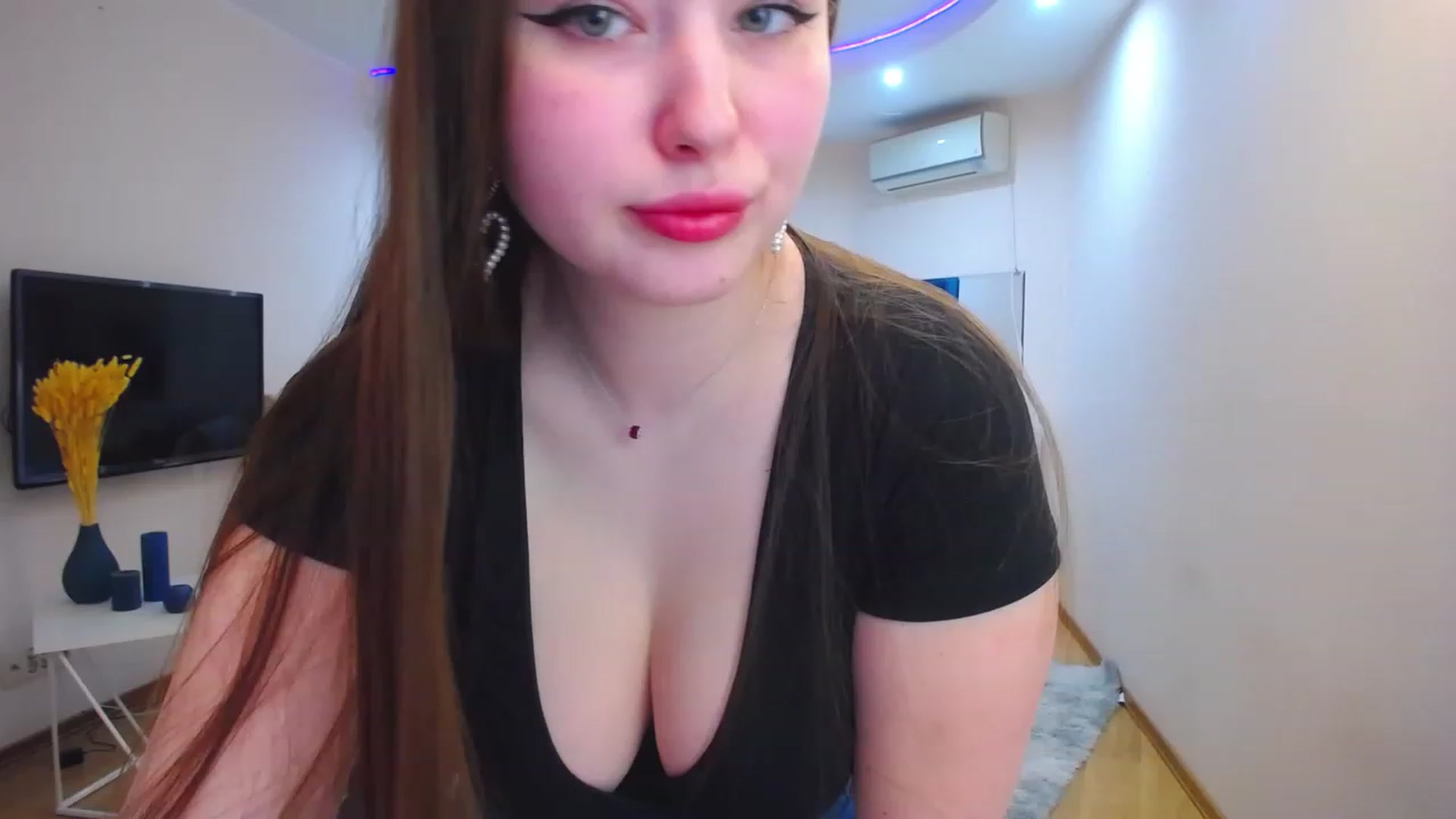 Gallery image thumbnail from AdmireMyEyes's myfreecams stream on, 04/17/2023, 04:42 image 20 of 20