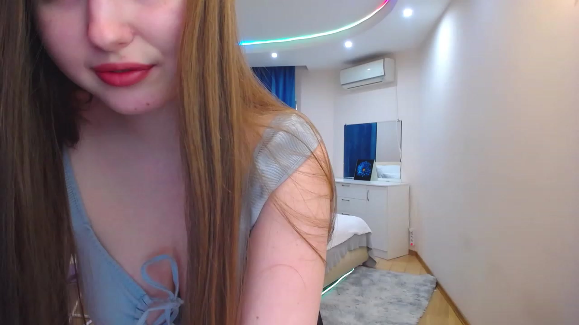 Gallery image thumbnail from AdmireMyEyes's myfreecams stream on, 04/25/2023, 06:30 image 14 of 20