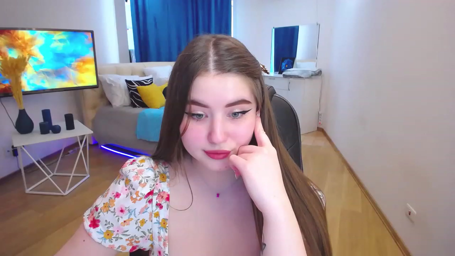 Gallery image thumbnail from AdmireMyEyes's myfreecams stream on, 04/27/2023, 14:18 image 14 of 20
