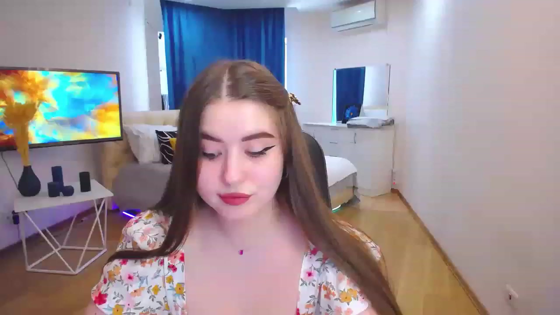 Gallery image thumbnail from AdmireMyEyes's myfreecams stream on, 04/27/2023, 14:18 image 12 of 20
