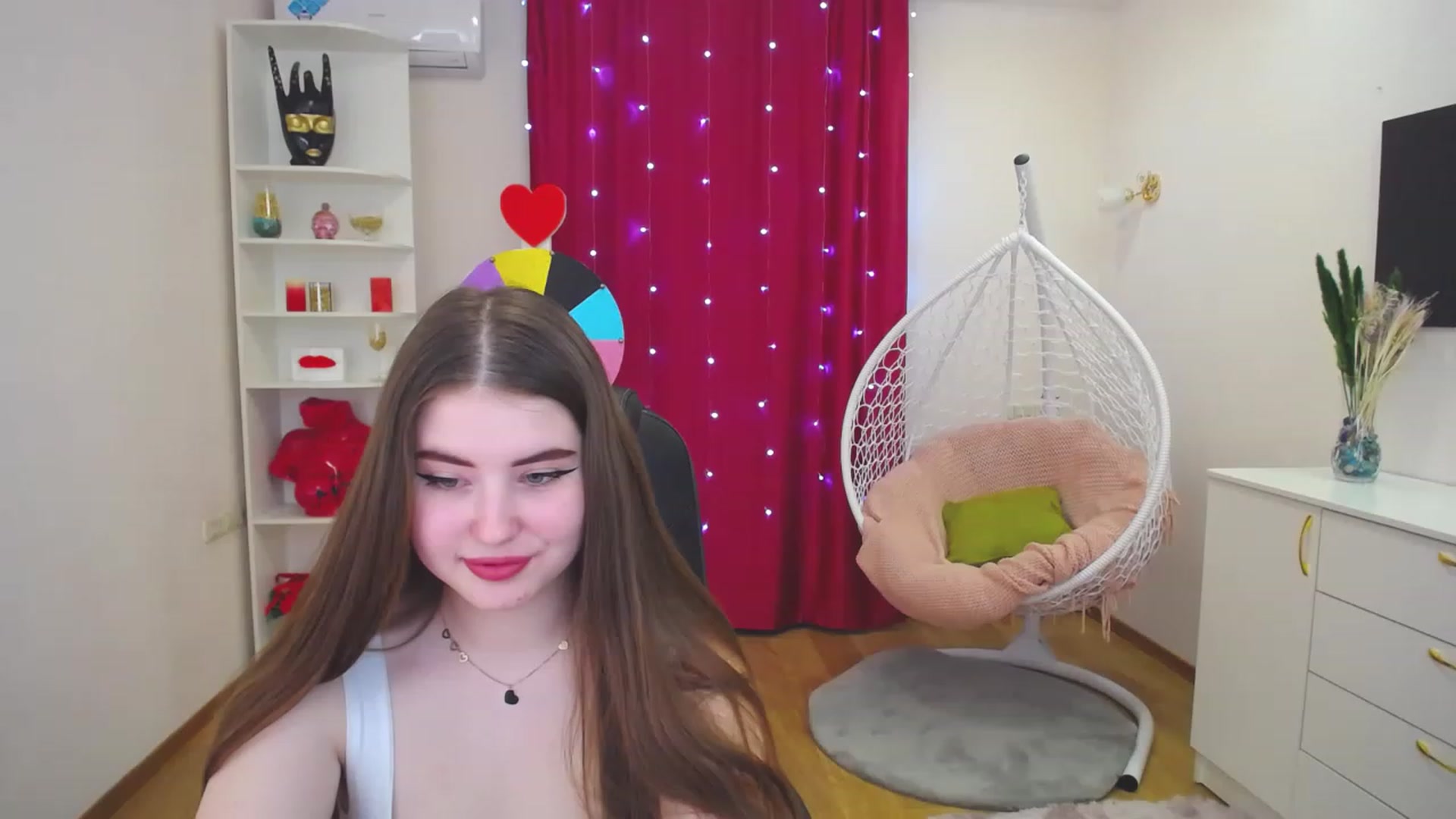 Gallery image thumbnail from AdmireMyEyes's myfreecams stream on, 05/03/2023, 07:12 image 2 of 20