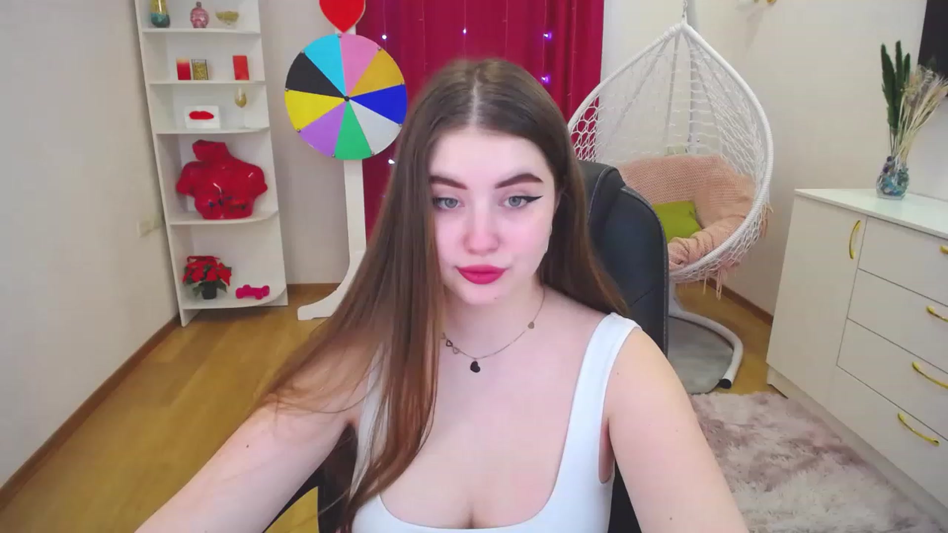 Gallery image thumbnail from AdmireMyEyes's myfreecams stream on, 05/03/2023, 09:49 image 1 of 20