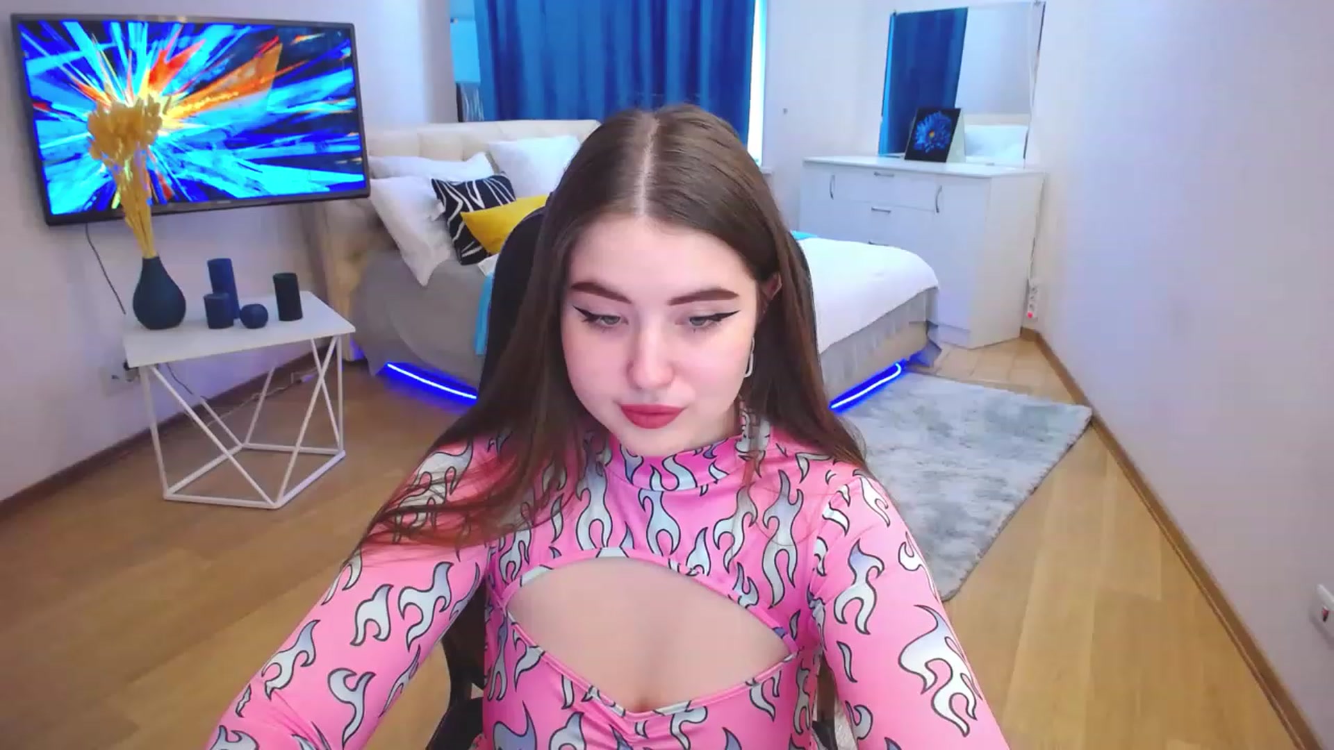 Gallery image thumbnail from AdmireMyEyes's myfreecams stream on, 05/05/2023, 09:46 image 13 of 20