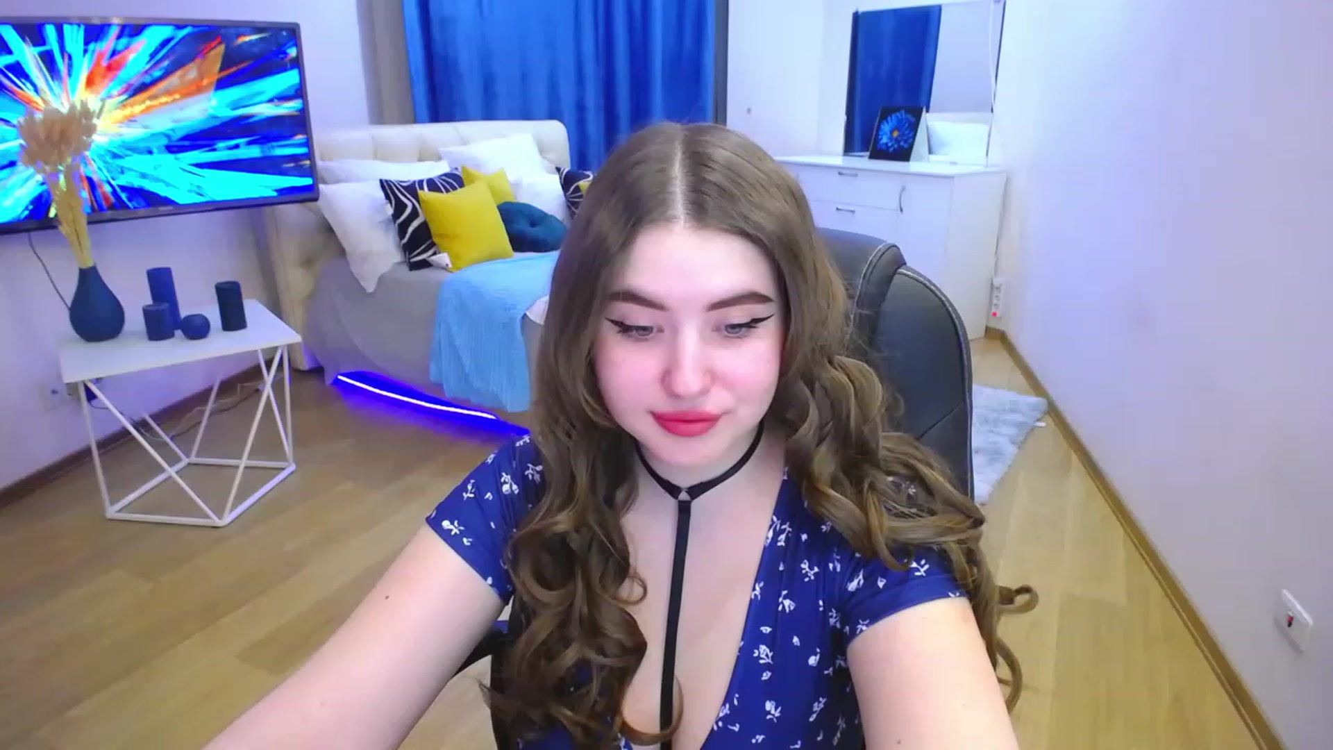 Gallery image thumbnail from AdmireMyEyes's myfreecams stream on, 05/07/2023, 23:45 image 20 of 20