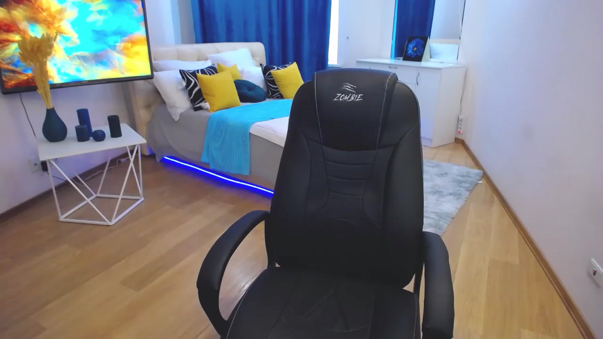 Gallery image thumbnail from AdmireMyEyes's myfreecams stream on, 05/09/2023, 11:33 image 5 of 20