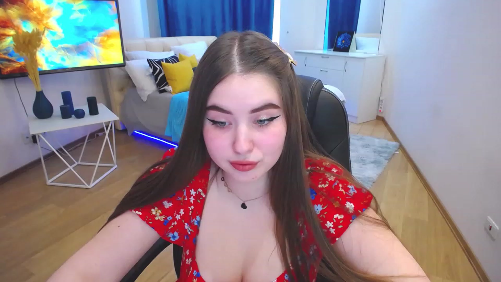 Gallery image thumbnail from AdmireMyEyes's myfreecams stream on, 05/09/2023, 11:33 image 16 of 20