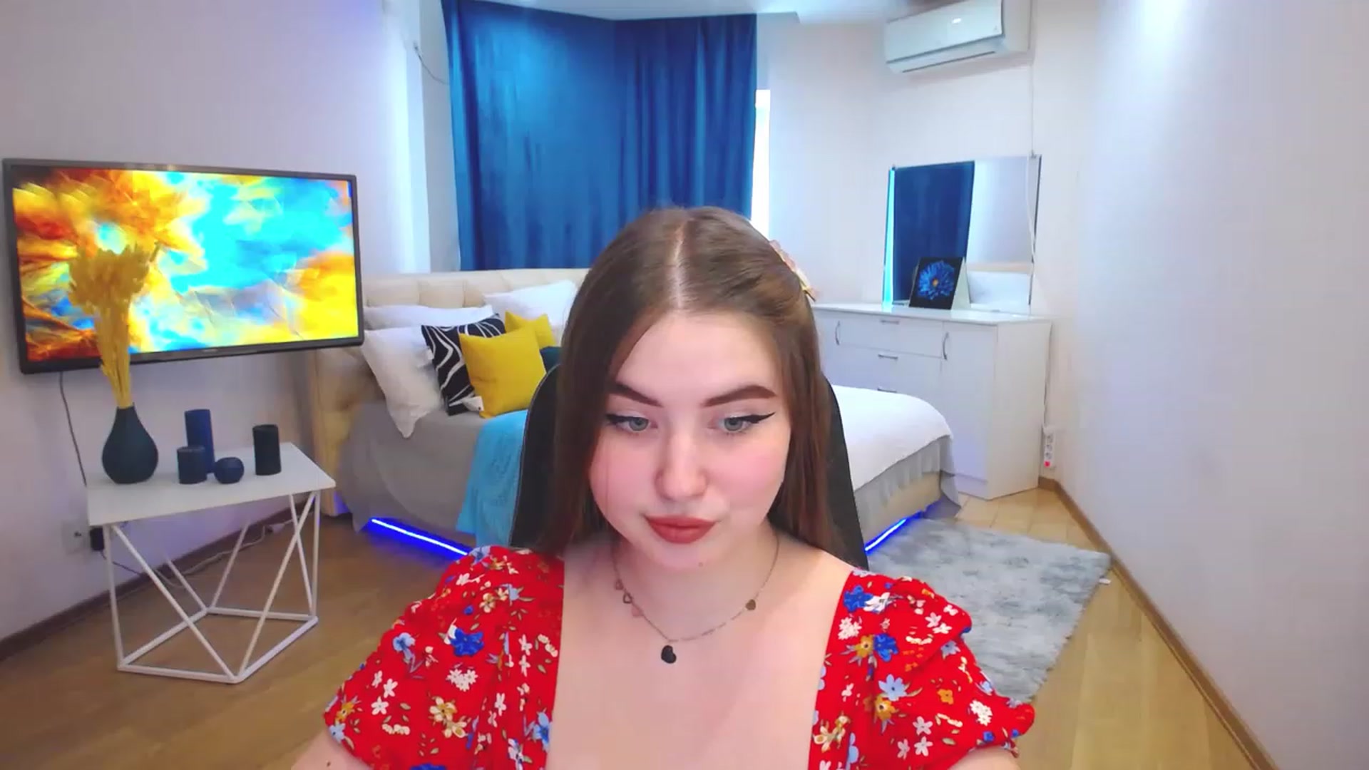 Gallery image thumbnail from AdmireMyEyes's myfreecams stream on, 05/09/2023, 12:46 image 20 of 20