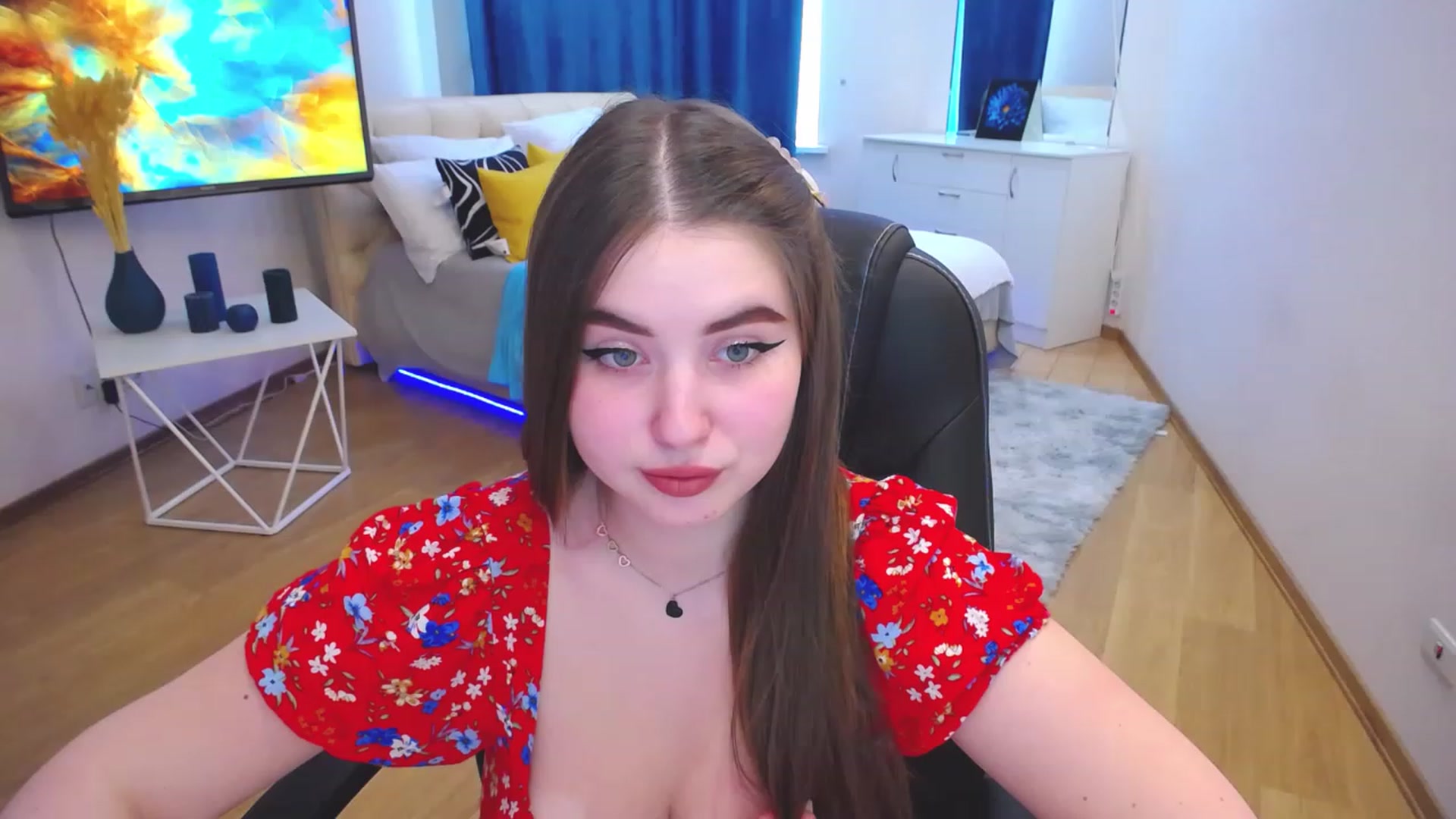 Gallery image thumbnail from AdmireMyEyes's myfreecams stream on, 05/09/2023, 12:46 image 15 of 20