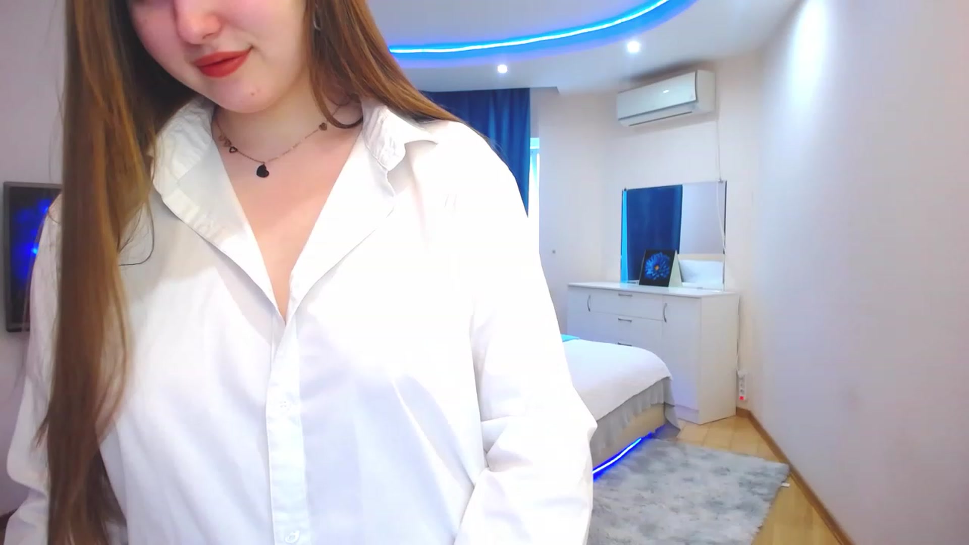 Gallery image thumbnail from AdmireMyEyes's myfreecams stream on, 05/09/2023, 14:24 image 17 of 20