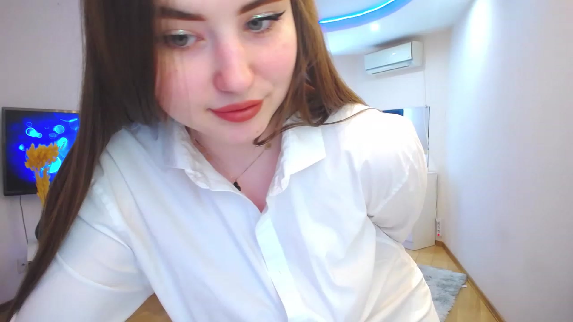 Gallery image thumbnail from AdmireMyEyes's myfreecams stream on, 05/09/2023, 14:24 image 13 of 20