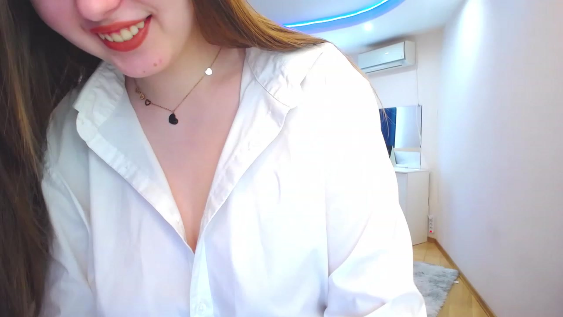 Gallery image thumbnail from AdmireMyEyes's myfreecams stream on, 05/09/2023, 14:24 image 14 of 20