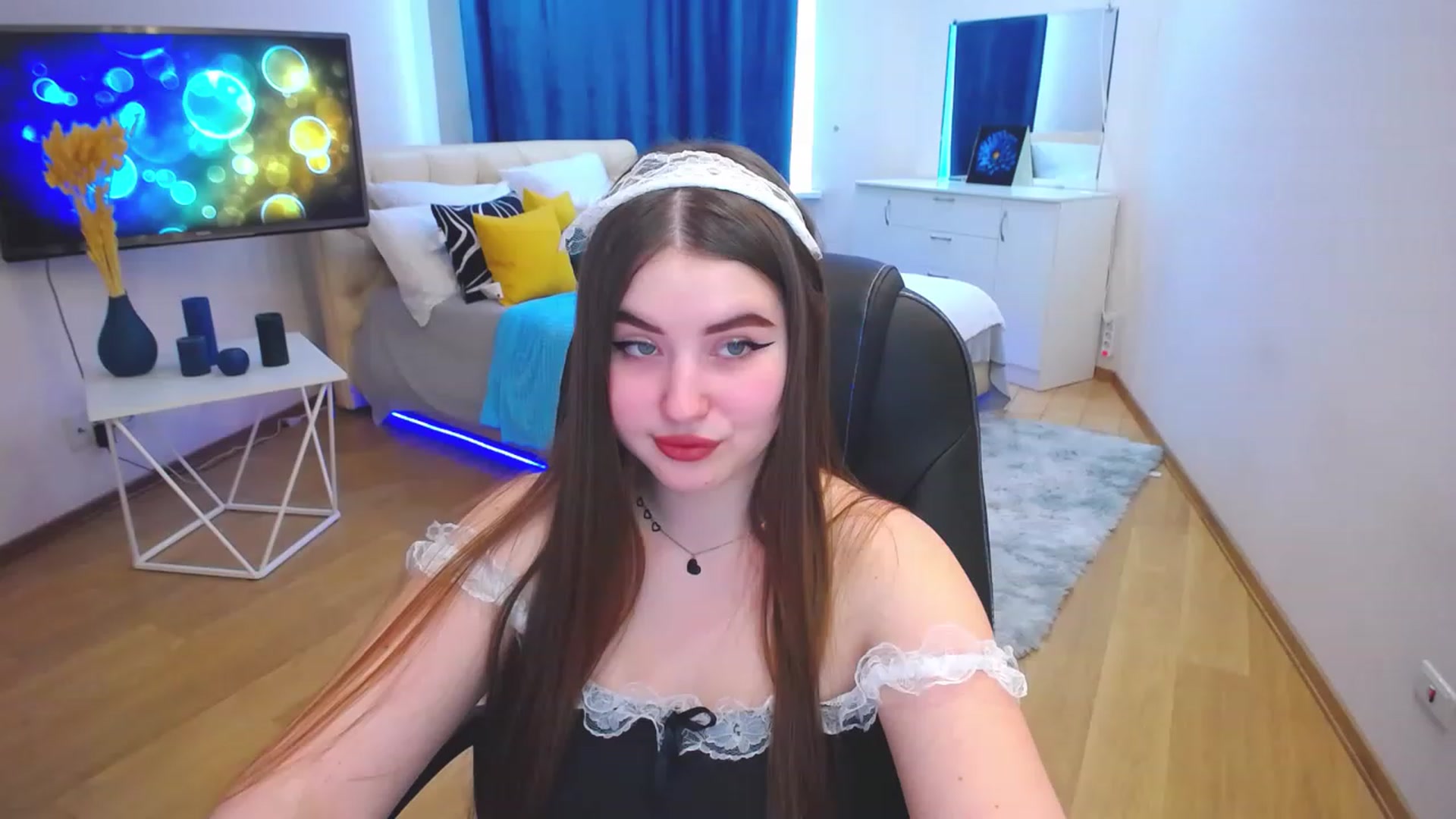 Gallery image thumbnail from AdmireMyEyes's myfreecams stream on, 05/09/2023, 14:24 image 8 of 20