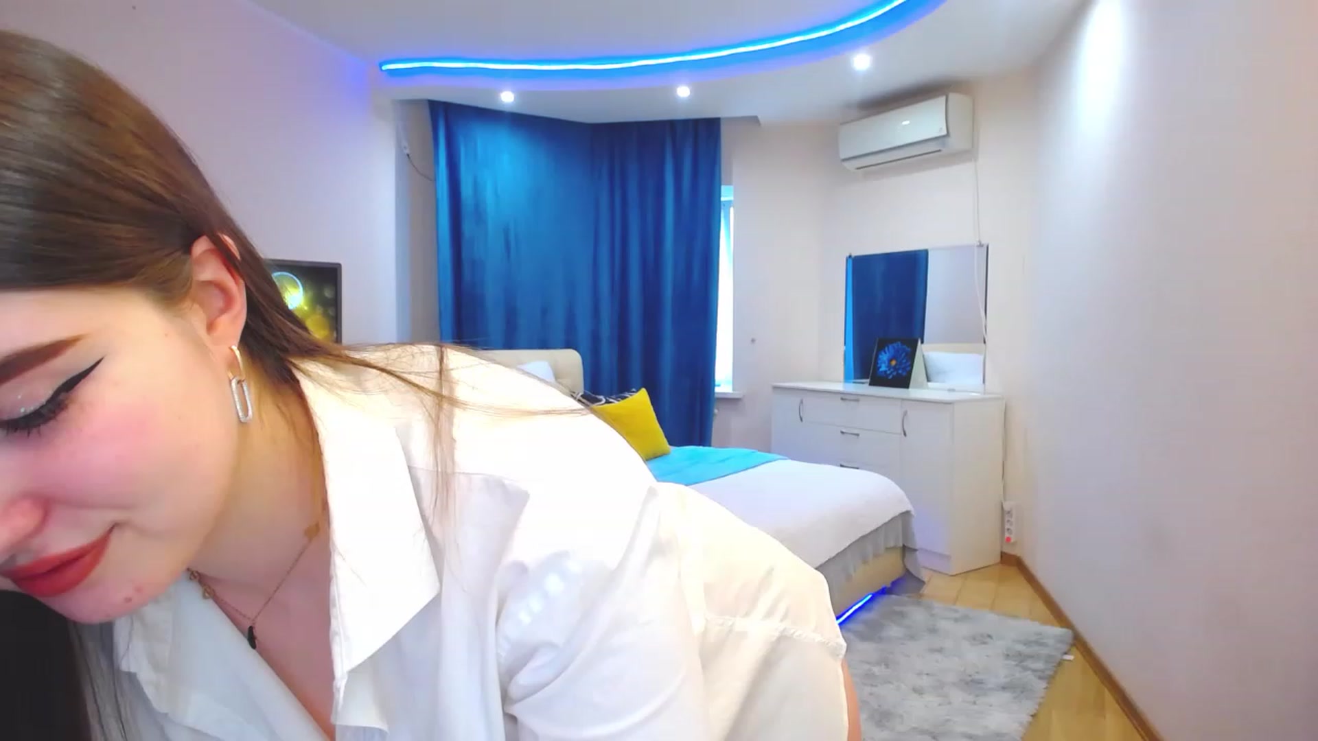 Gallery image thumbnail from AdmireMyEyes's myfreecams stream on, 05/09/2023, 14:24 image 20 of 20