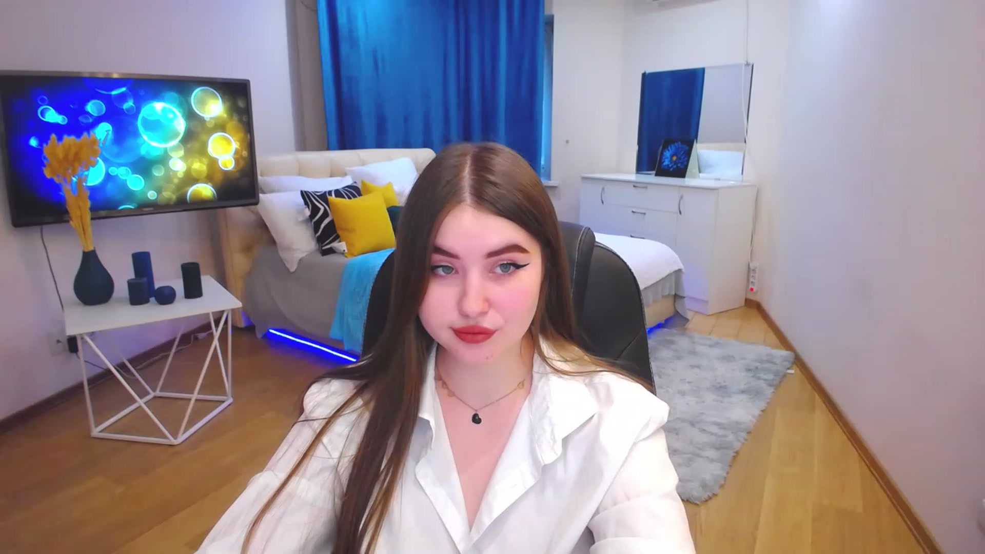 Gallery image thumbnail from AdmireMyEyes's myfreecams stream on, 05/09/2023, 16:50 image 10 of 20