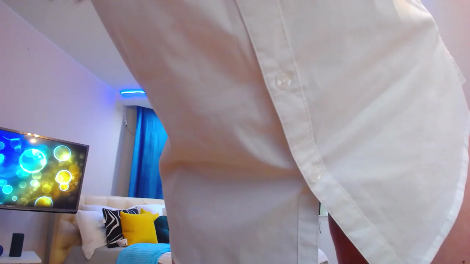 Gallery image thumbnail from AdmireMyEyes's myfreecams stream on, 05/11/2023, 06:42 image 10 of 20