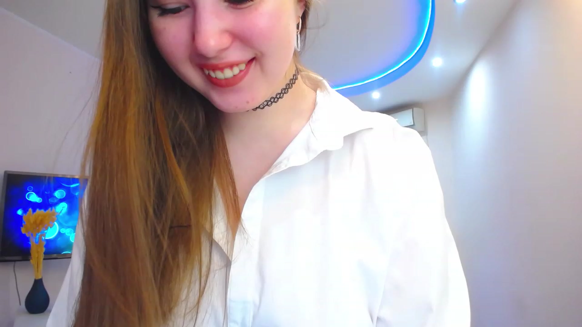 Gallery image thumbnail from AdmireMyEyes's myfreecams stream on, 05/11/2023, 06:42 image 18 of 20