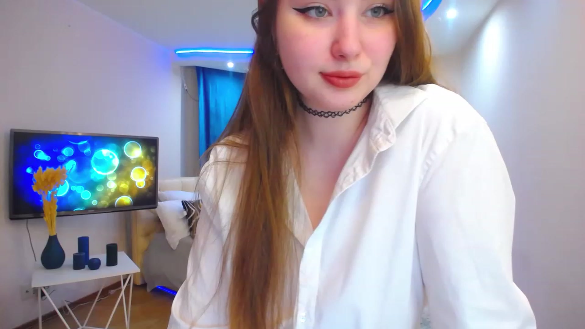 Gallery image thumbnail from AdmireMyEyes's myfreecams stream on, 05/11/2023, 06:42 image 7 of 20