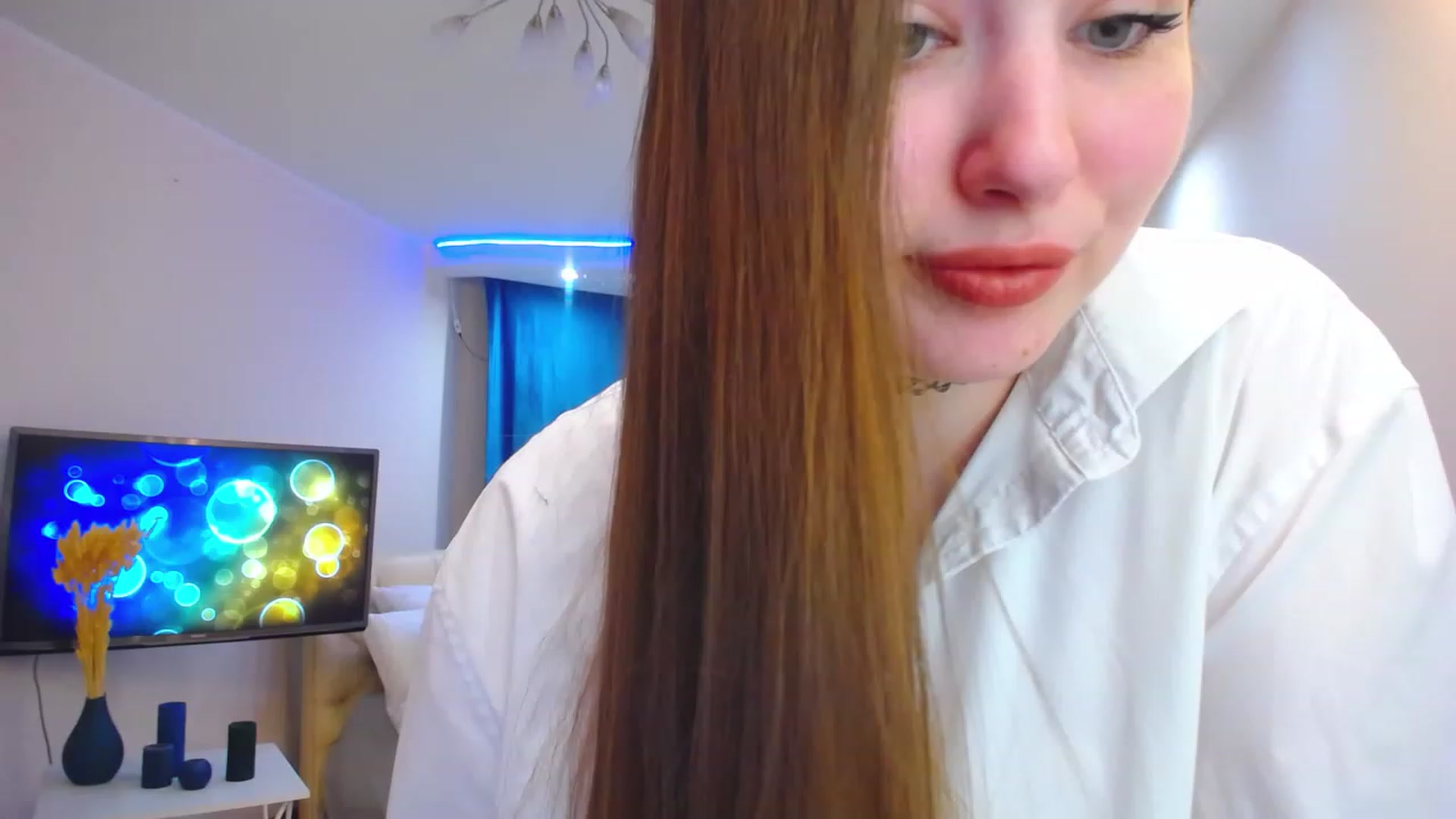 Gallery image thumbnail from AdmireMyEyes's myfreecams stream on, 05/11/2023, 06:42 image 19 of 20