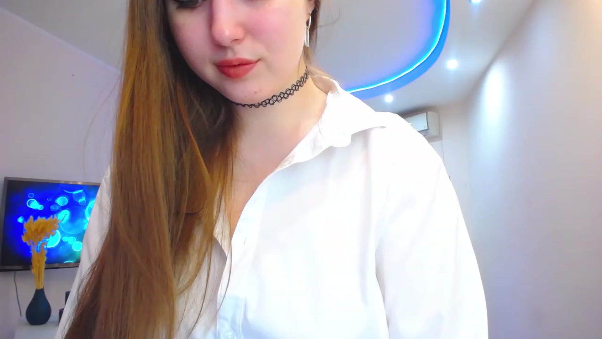 Gallery image thumbnail from AdmireMyEyes's myfreecams stream on, 05/11/2023, 06:42 image 17 of 20