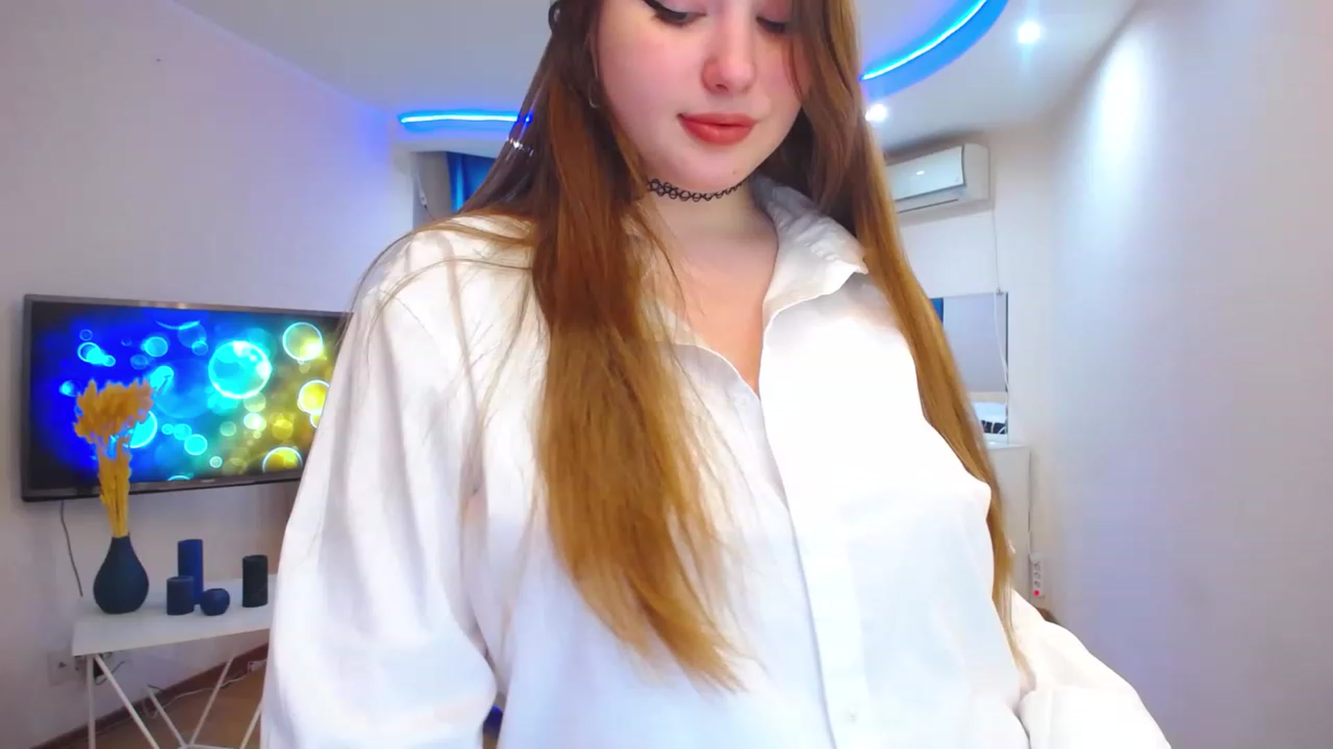 Gallery image thumbnail from AdmireMyEyes's myfreecams stream on, 05/11/2023, 06:42 image 9 of 20